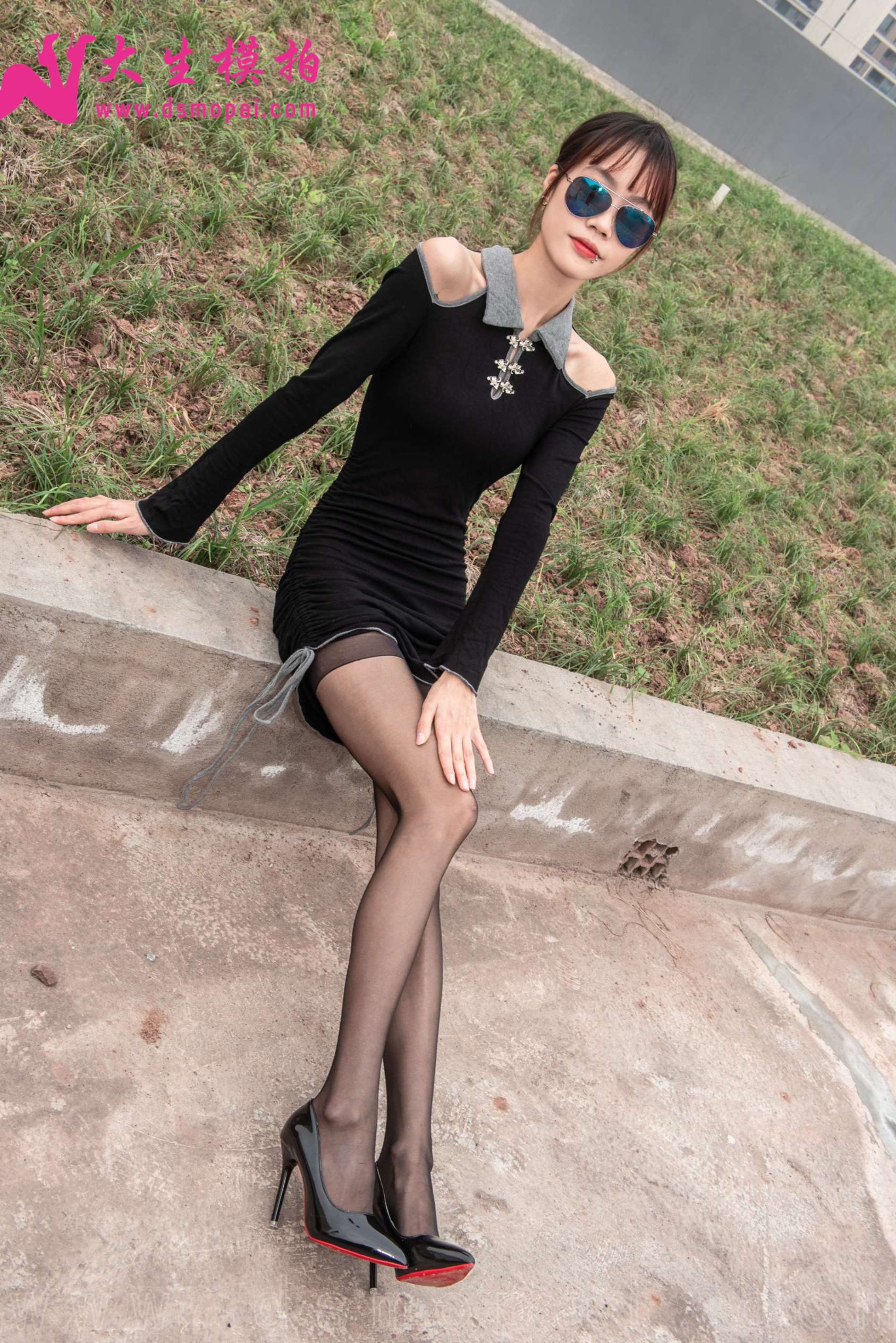 图片[6]-[大生模拍] NO.292 花花 黑色系[49P1V-4.08G]-COS写真在线网