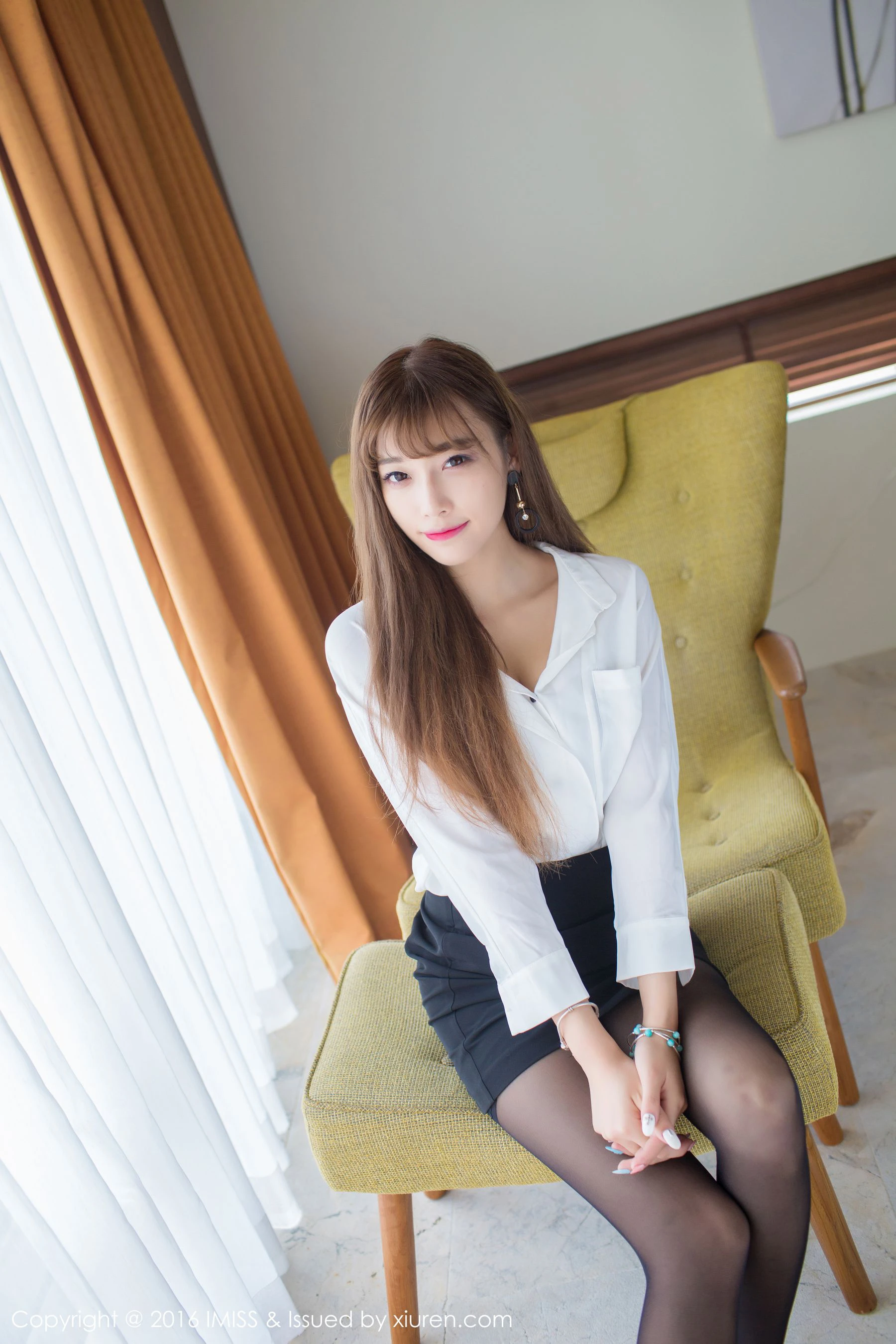 图片[2]-sugar小甜心CC《黑丝OL+白丝LOLITA》 爱蜜社IMiss Vol.140-COS写真在线网