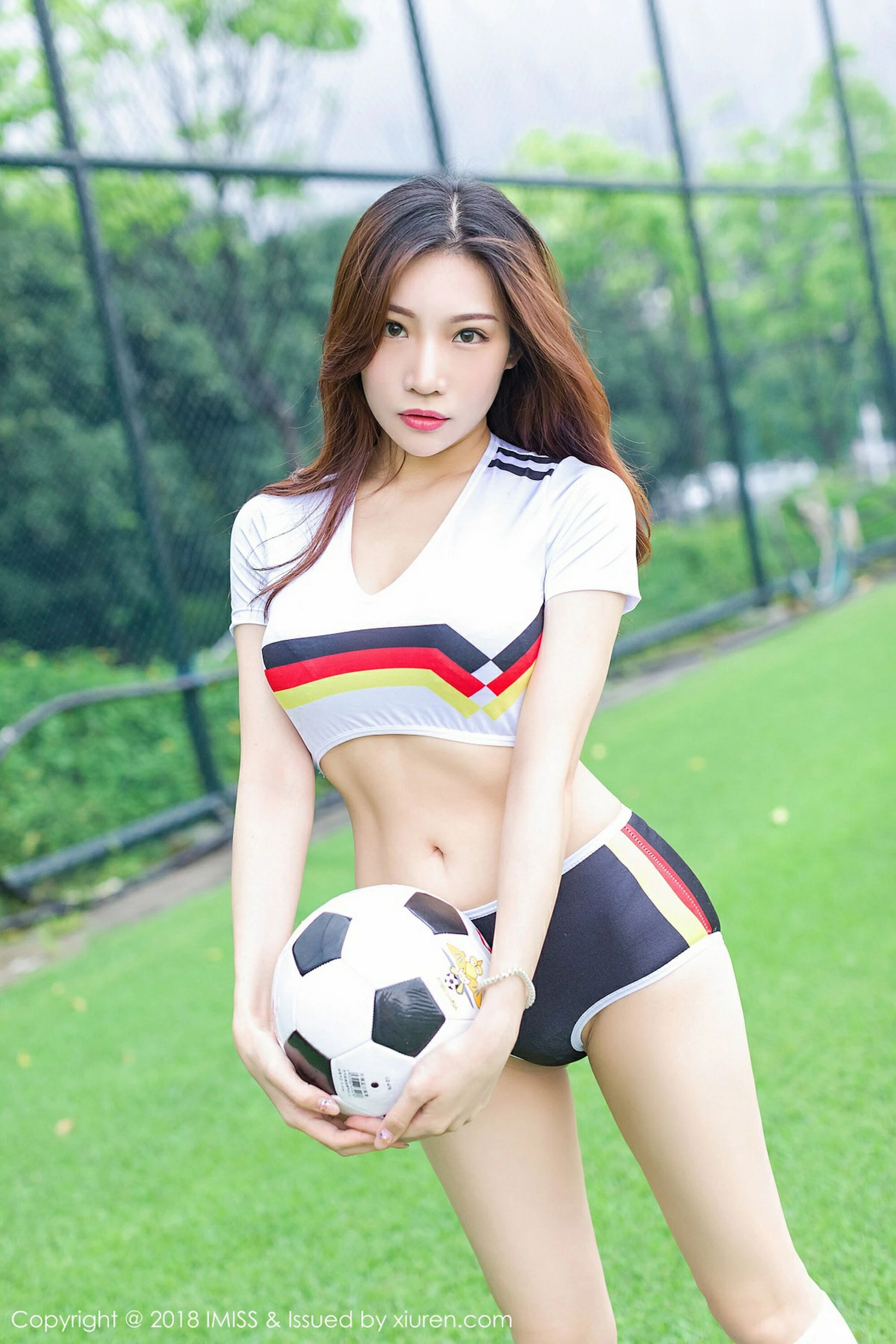 图片[2]-小狐狸Sica《世界杯足球宝贝》 爱蜜社IMiss Vol.255-COS写真在线网