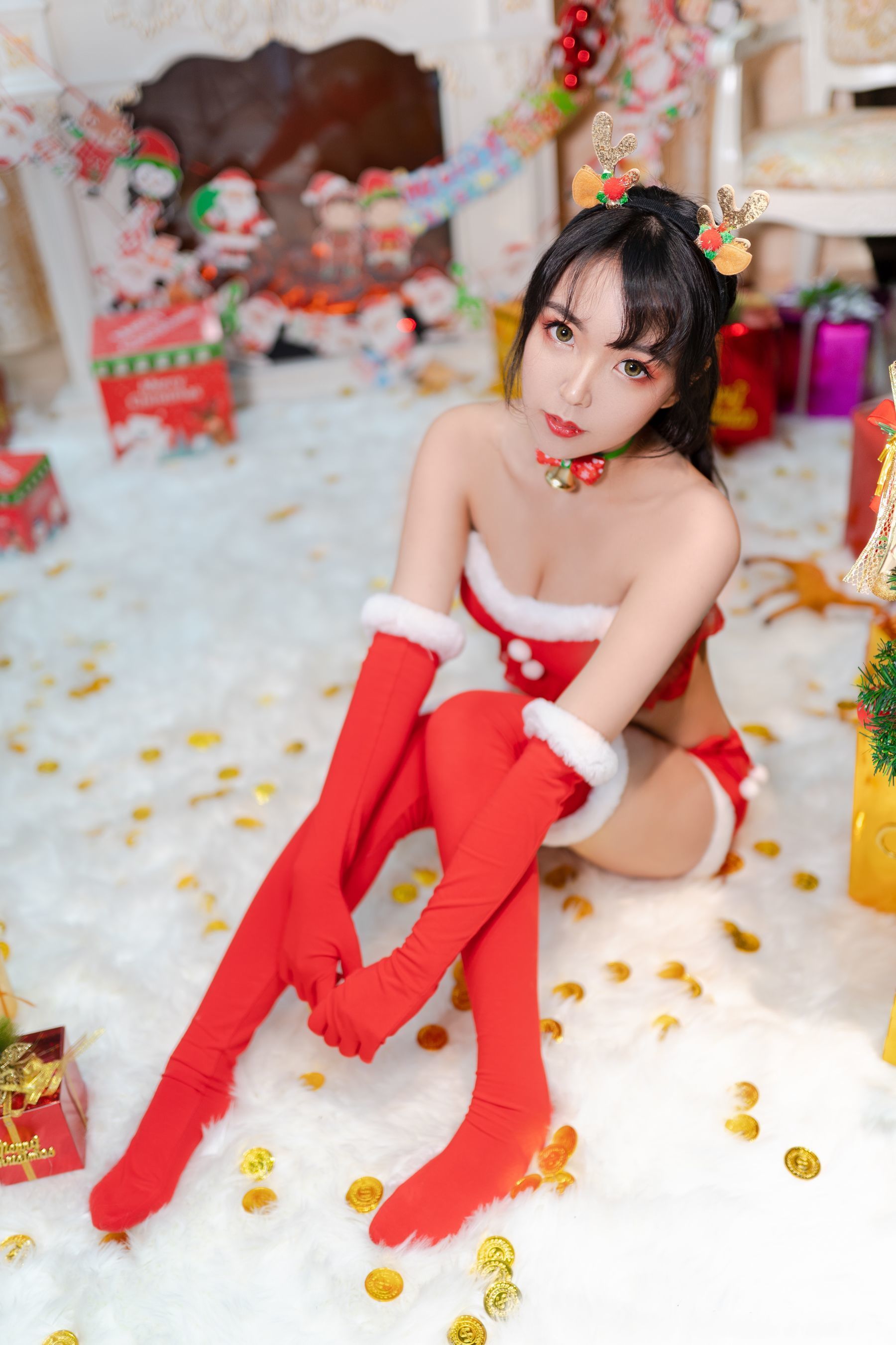 Coser小姐姐妍子坚不可摧 圣诞礼物 [9P] 插图3