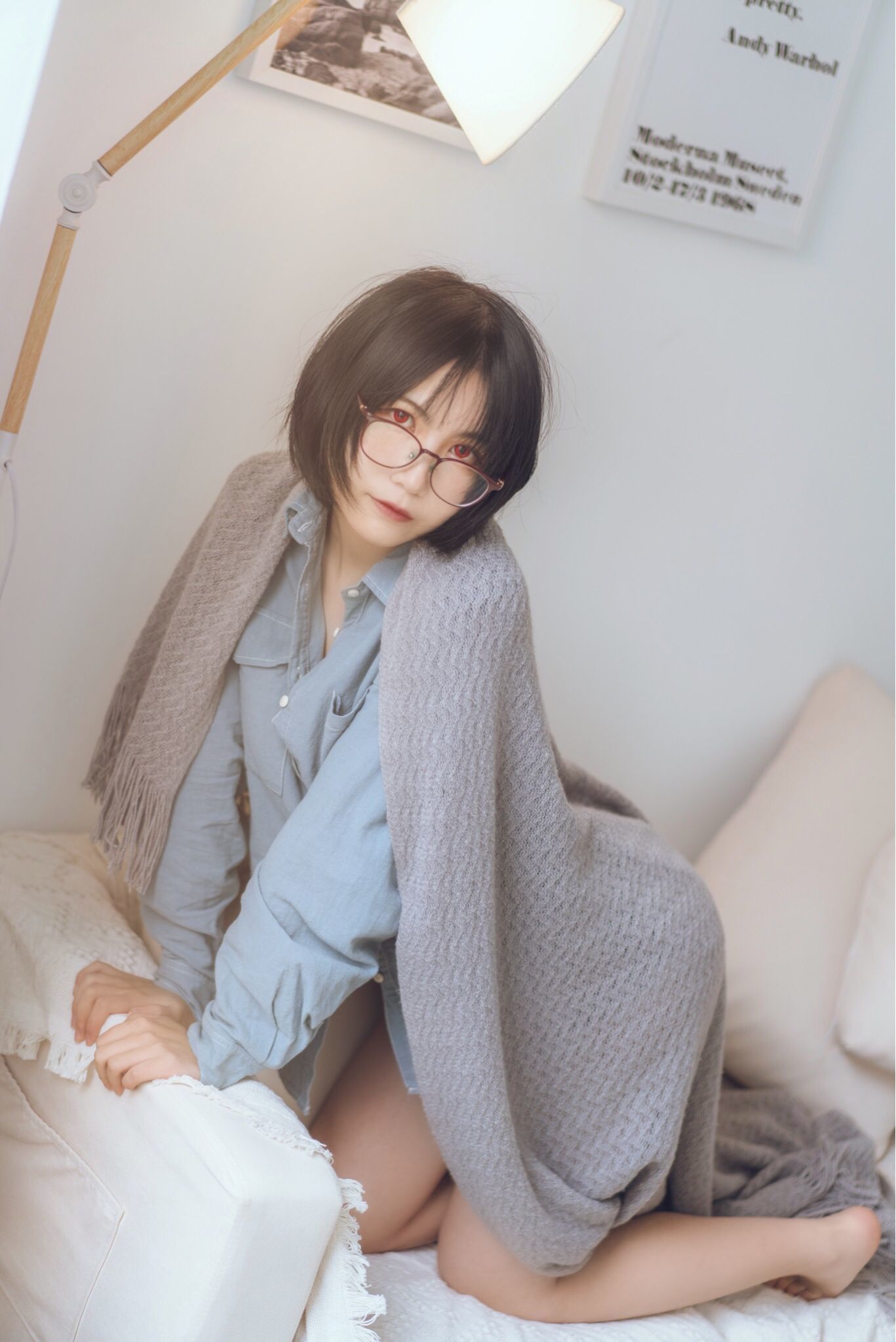 COSER美女逐月su 蓝色衬衫 [22P] 插图7
