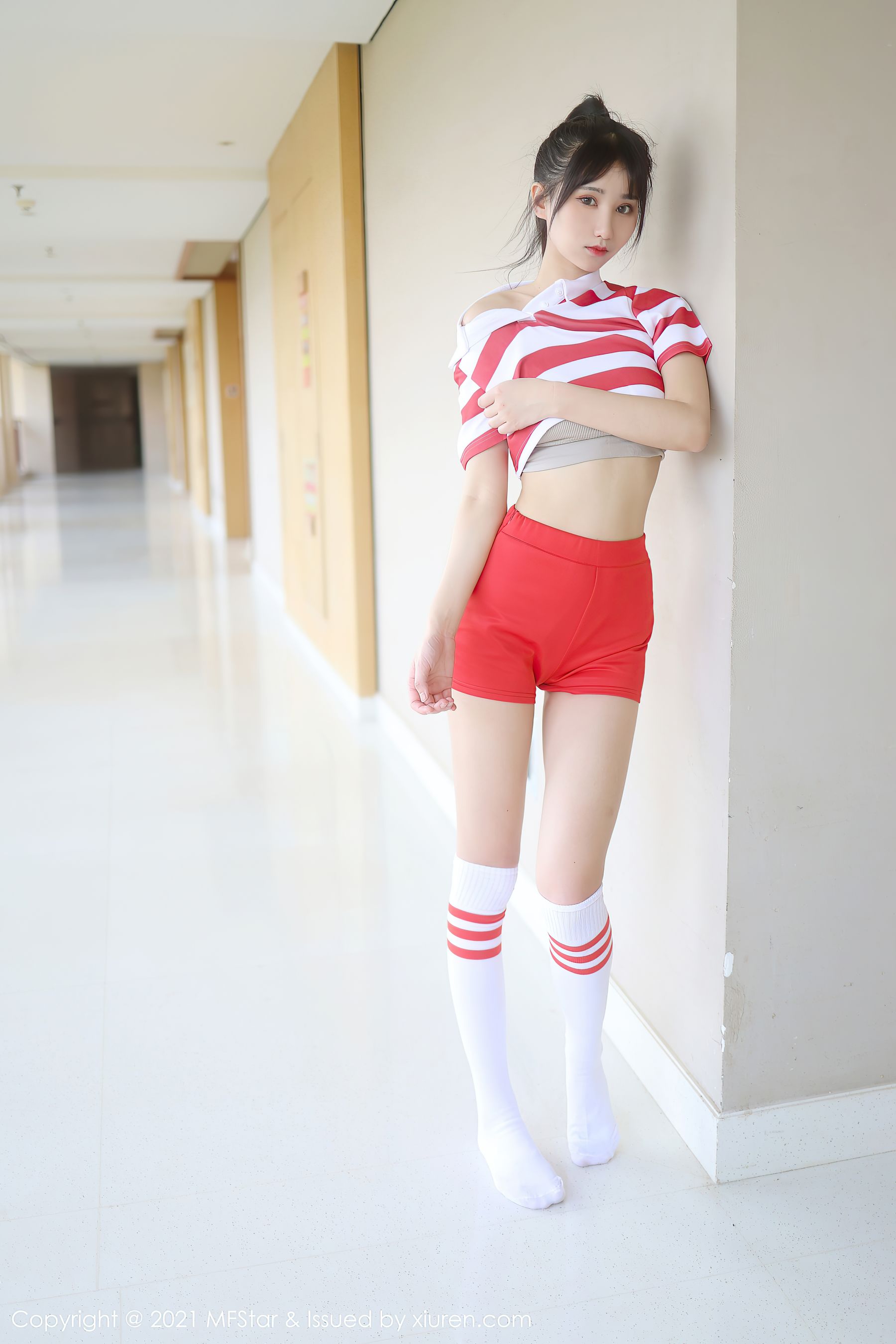 图片[6]-模范学院 Vol.489 小果冻儿-COS写真在线网