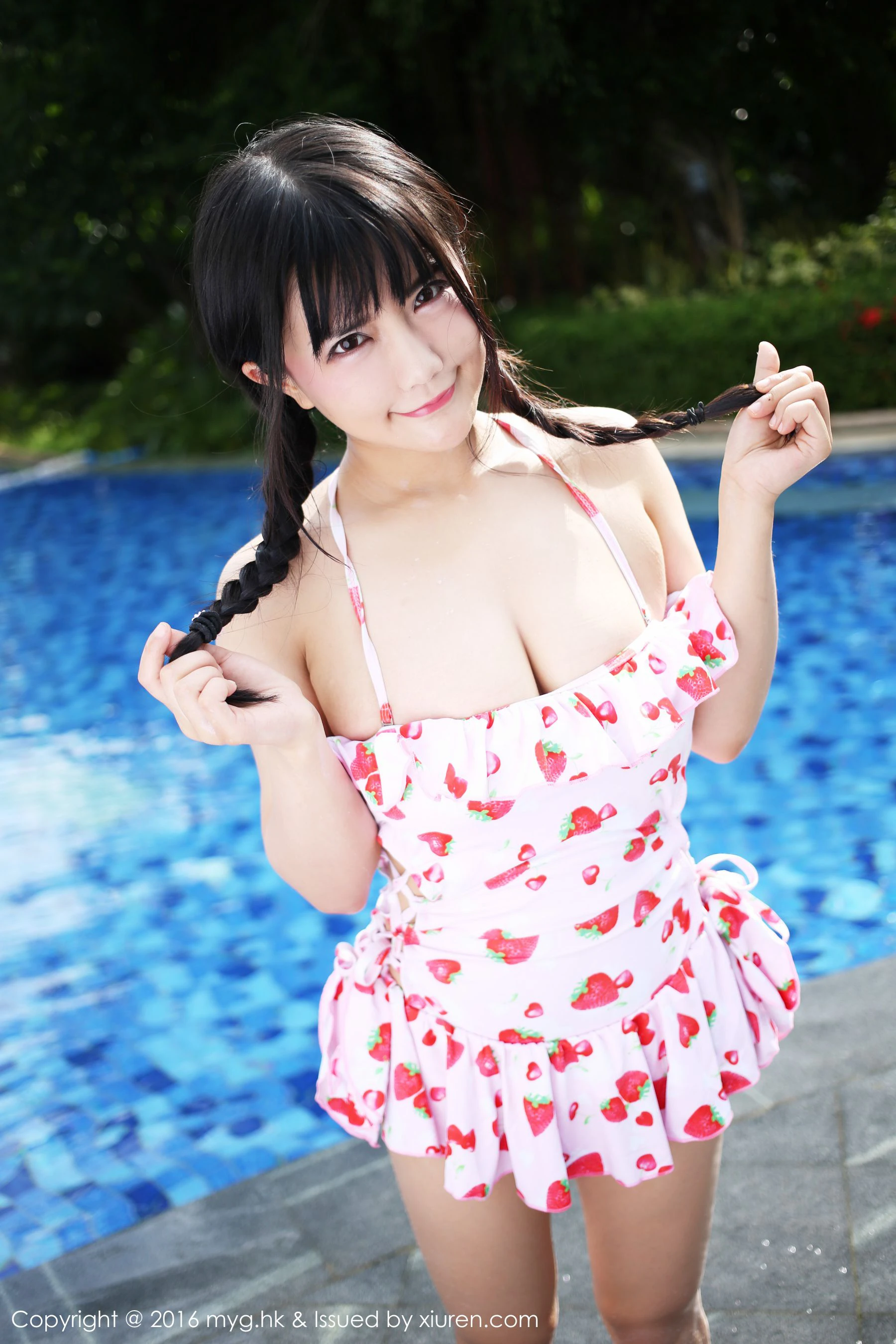 崔乖艺《成都巨乳新人妹子》 美媛馆 Vol.230 插图1