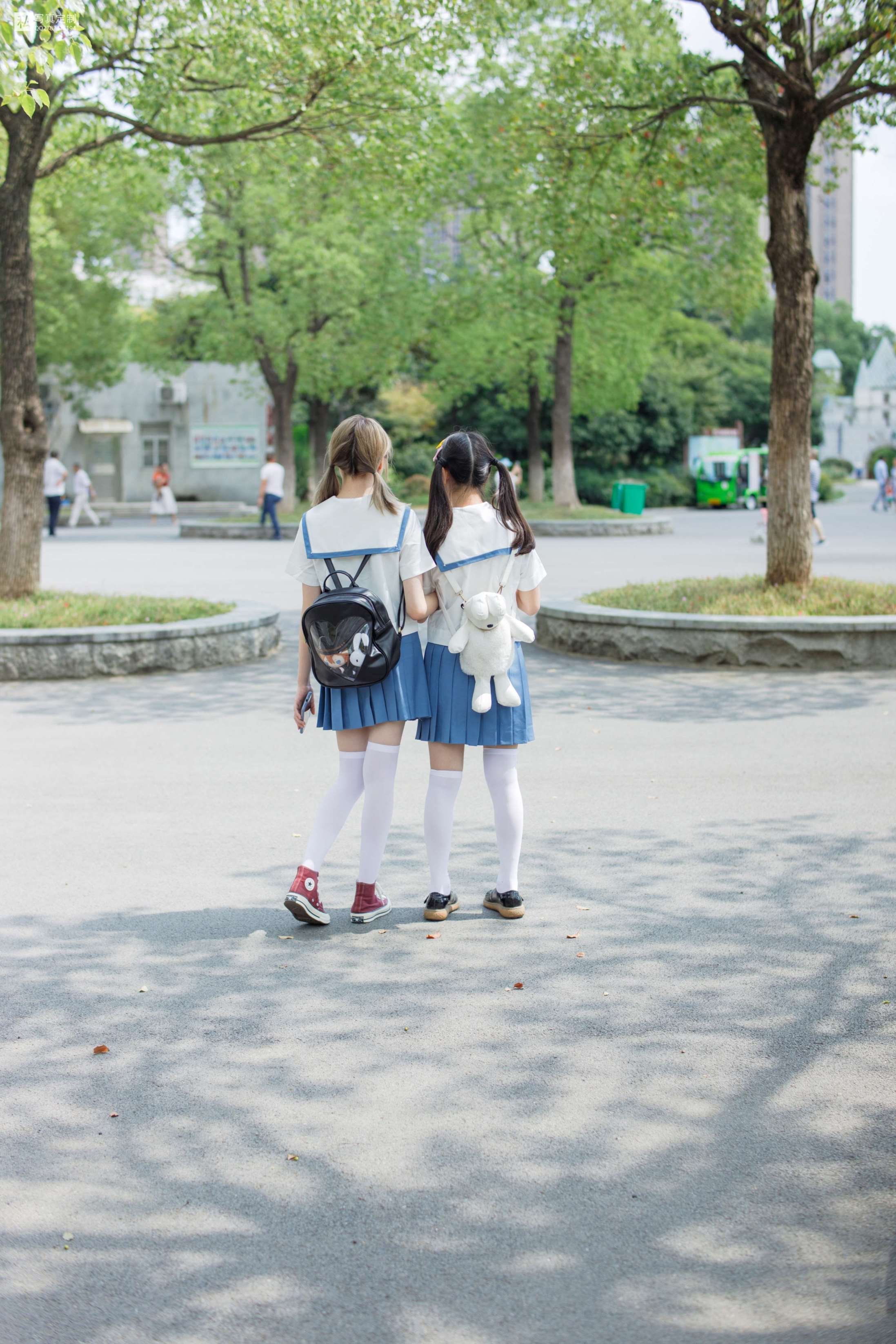 图片[2]-JKFUN-025 默陌&Aika 80D白丝过膝袜两女一ZOO [93P／1.61GB]-COS写真在线网