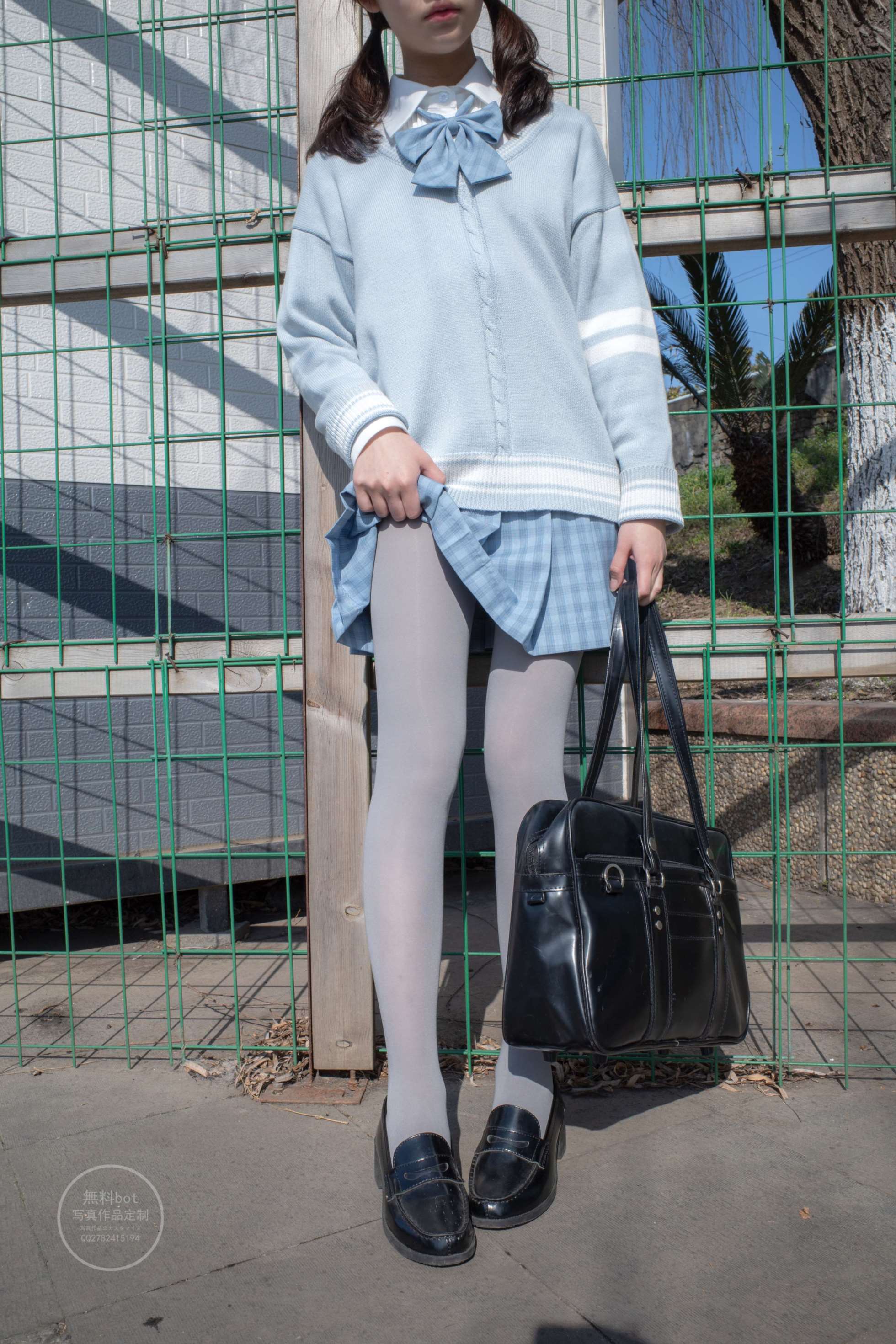 图片[6]-有料 NO.030 小香 户外公园里的JK制服灰丝美腿 [100P／1.39GB]-COS写真在线网