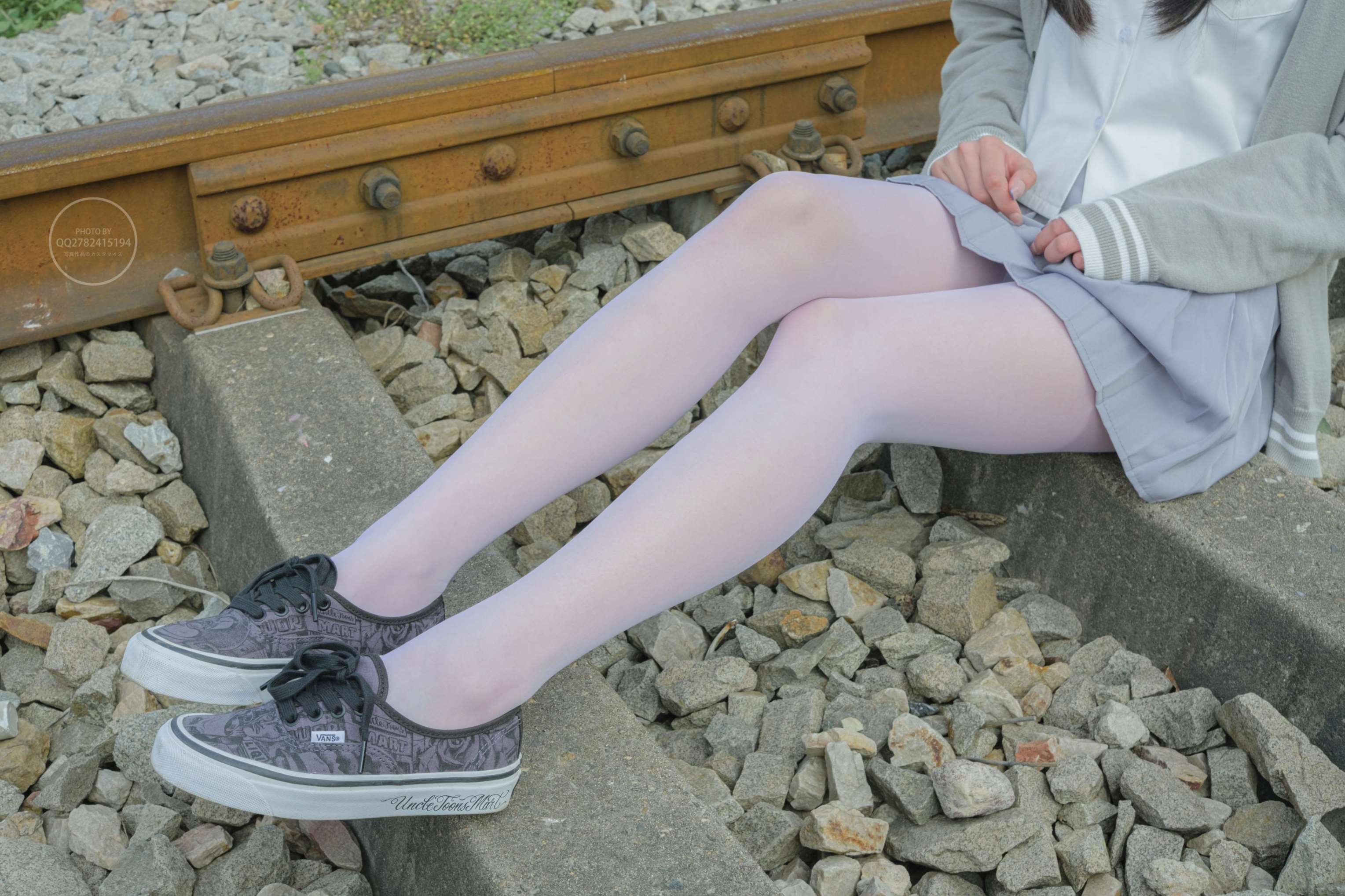 图片[3]-有料 NO.038 吸吸 铁轨边的JK白丝美少女 [60P-764MB]-COS写真在线网