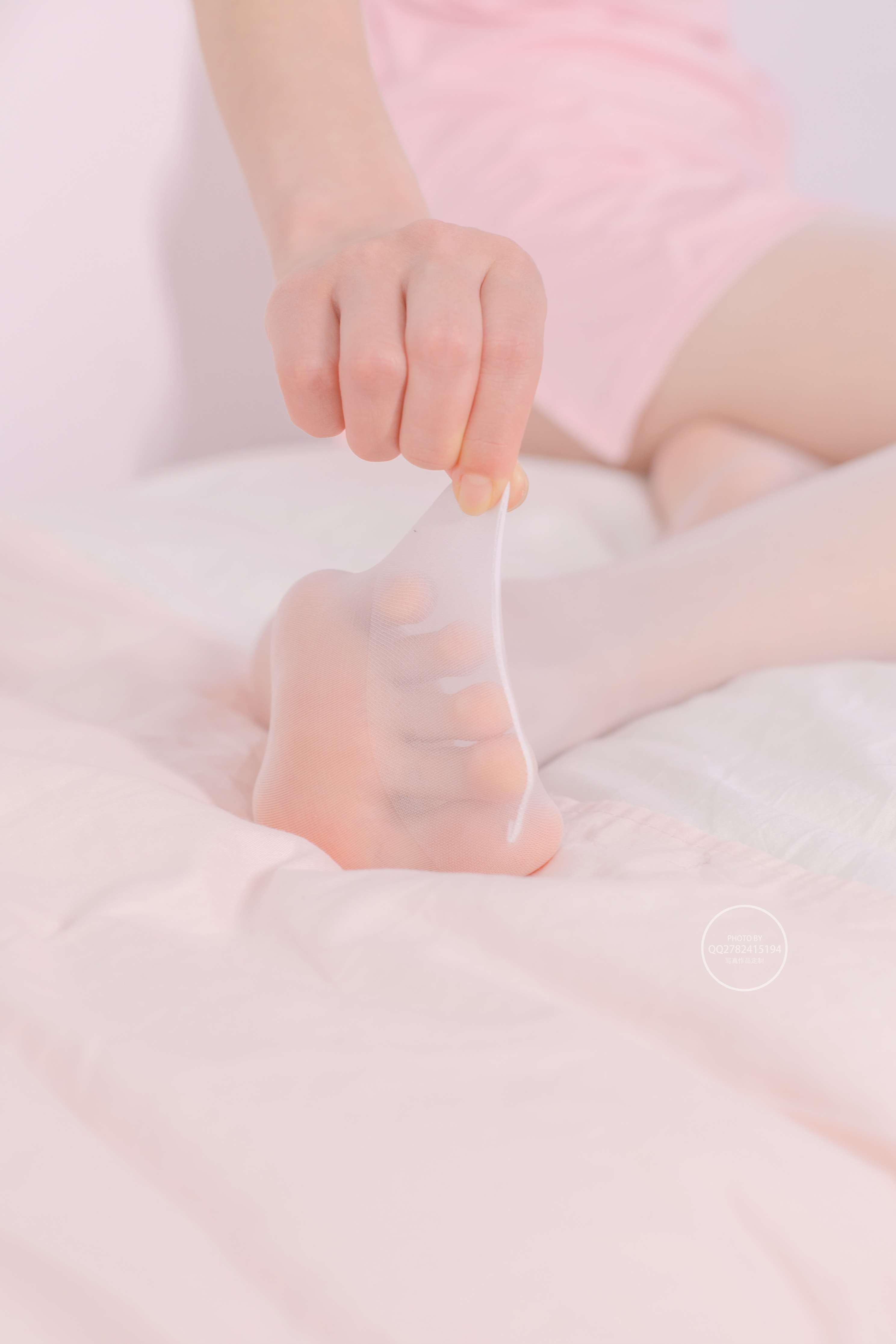 图片[2]-有料 NO.041粉嫩护士服白丝 [62P／583MB]-COS写真在线网