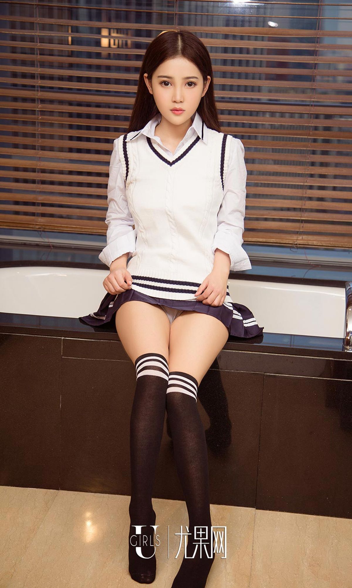 图片[5]-夏夕《嫩嫩校园风》 UGirls 爱尤物 NO.928 [40P]-COS写真在线网