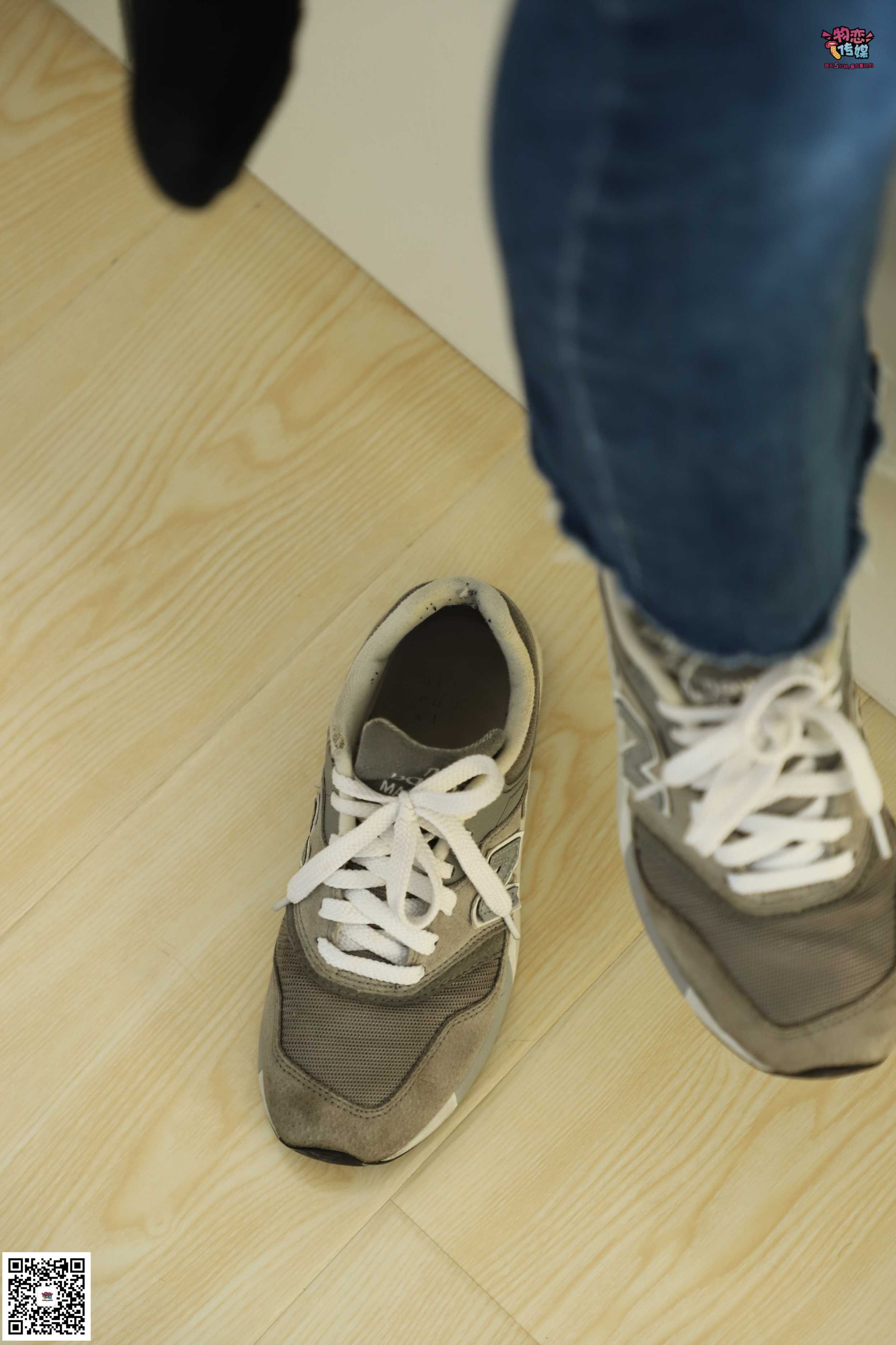 图片[6]-物恋传媒 No.006 可爱的大二小姐姐来啦，H白棉袜加SW哦  [99P+1.07GB]-COS写真在线网