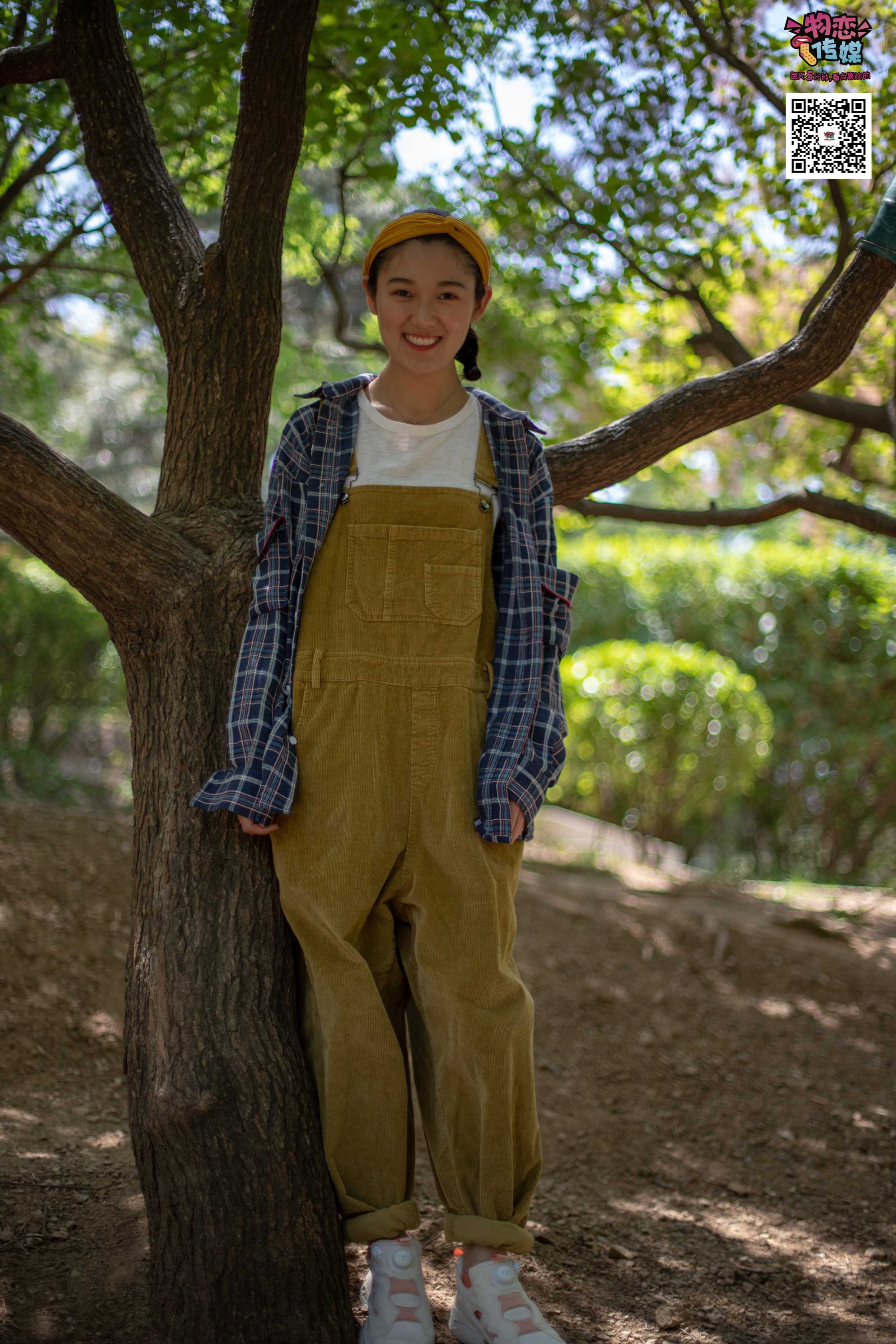 图片[2]-物恋传媒 No.013 气质独特的邻家小妹,粉色小棉袜加白袜哦  [187P+1.22GB]-COS写真在线网