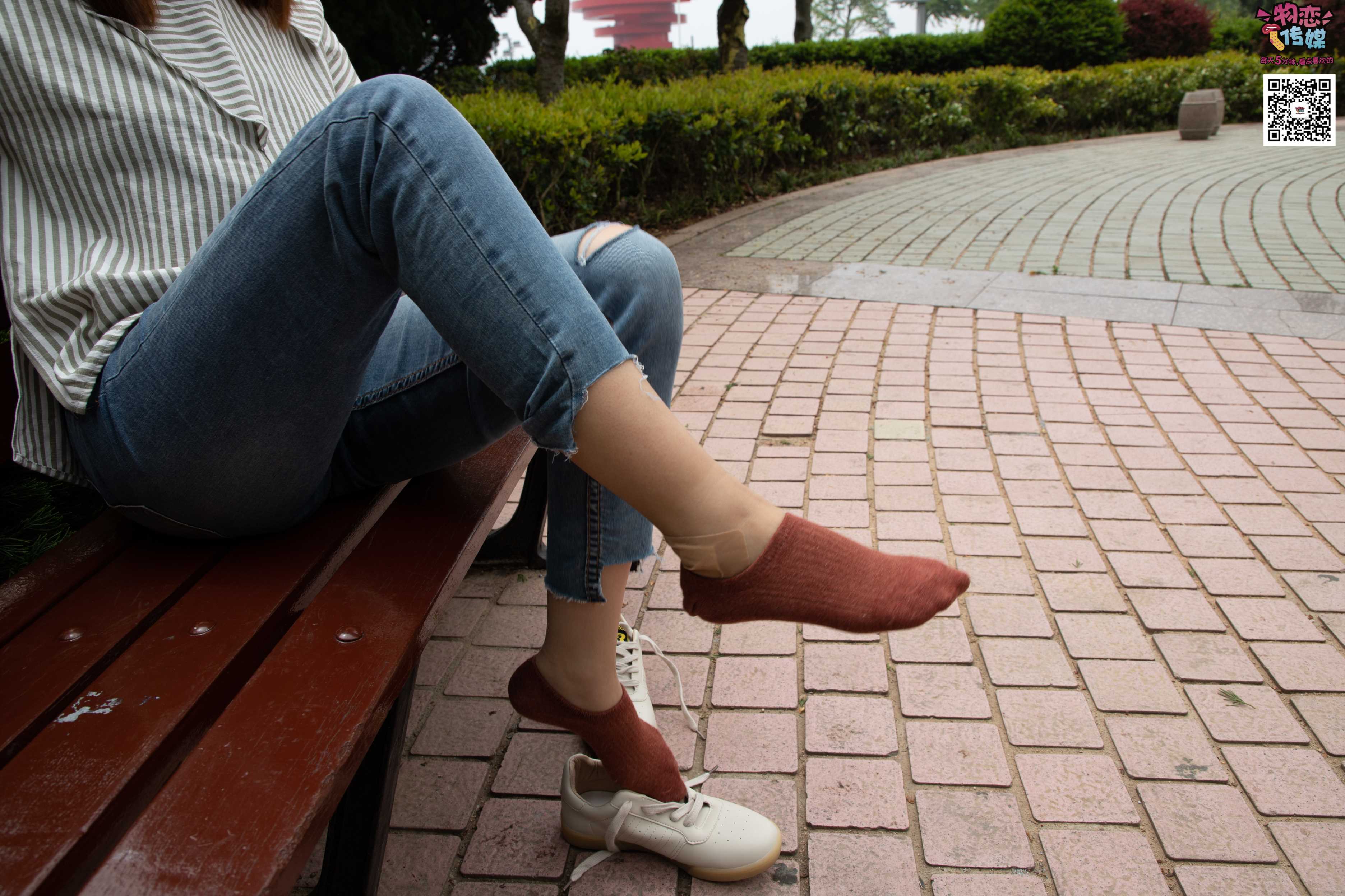 图片[6]-物恋传媒 No.014 高冷风格的大一小姐姐哦,小白鞋搭配粉色船袜  [237P1.41GB]-COS写真在线网