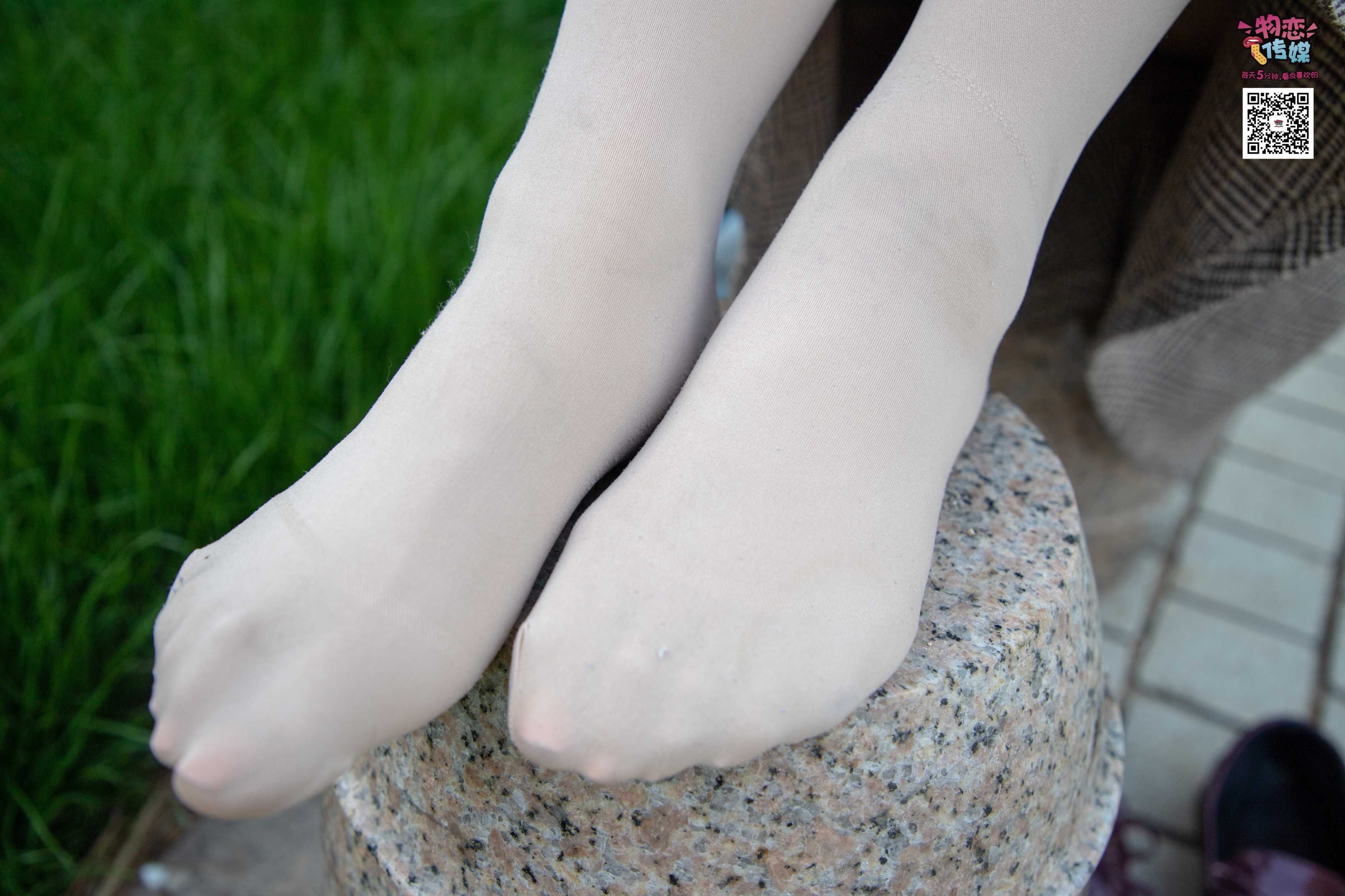 图片[6]-物恋传媒 No.015 书香气质女生，搭配白棉袜  [192P1.46GB]-COS写真在线网