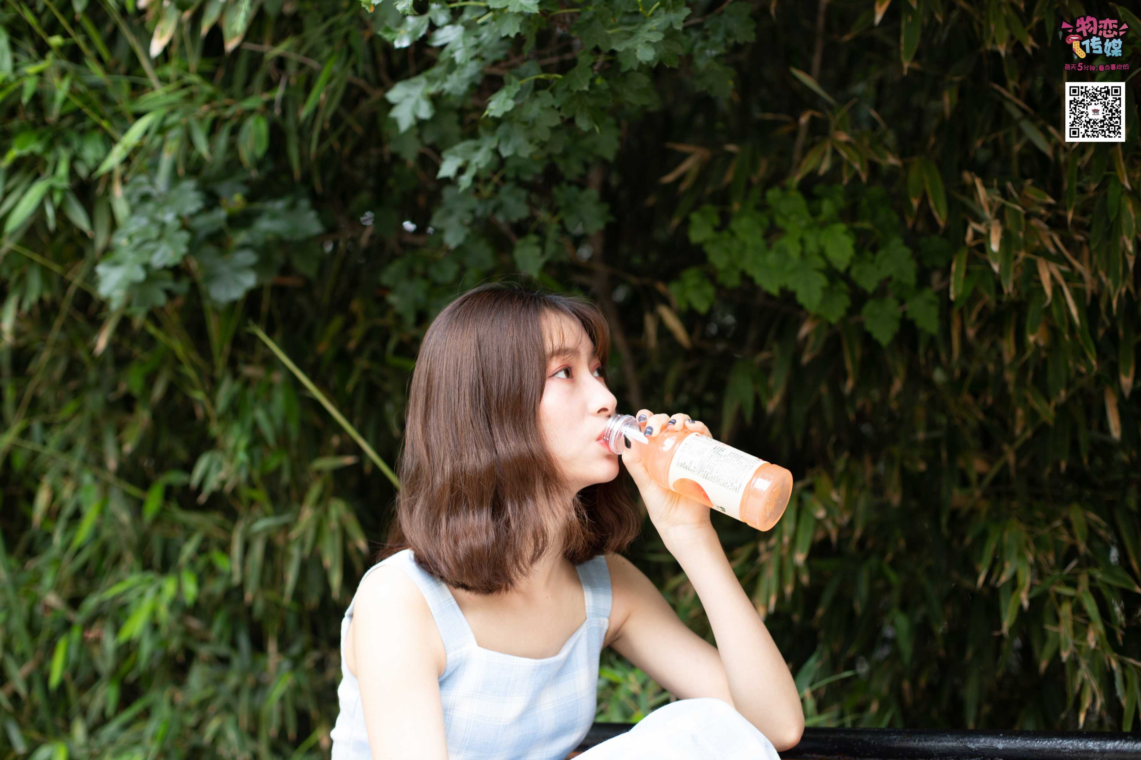 图片[2]-物恋传媒 No.016 经典就是不需挑片,透明配清纯白棉袜  [300P1.79GB]-COS写真在线网