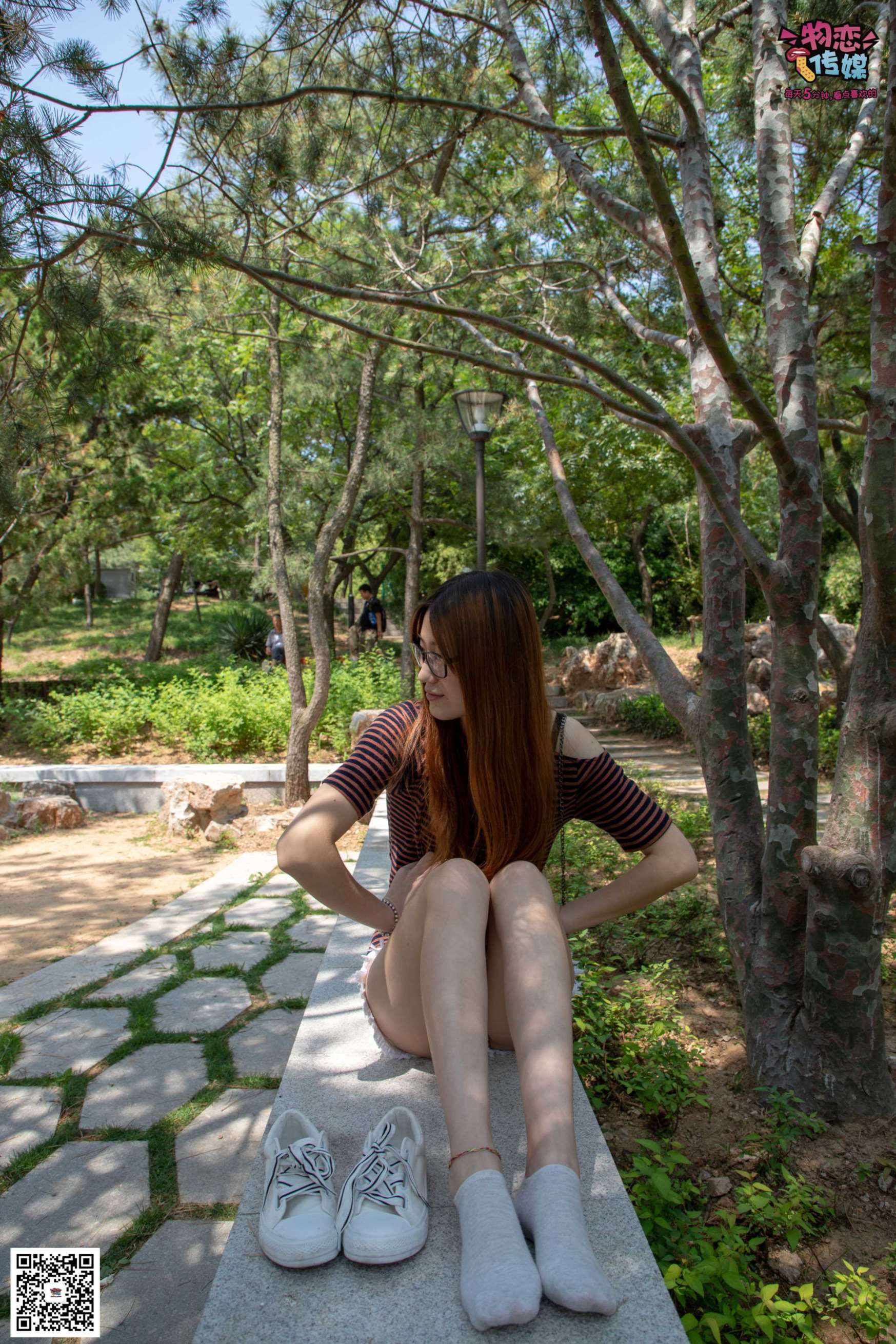 图片[3]-物恋传媒 No.023 腿长即正义！清纯长腿小姐姐帆布鞋配短棉袜  [235P2.68GB]-COS写真在线网