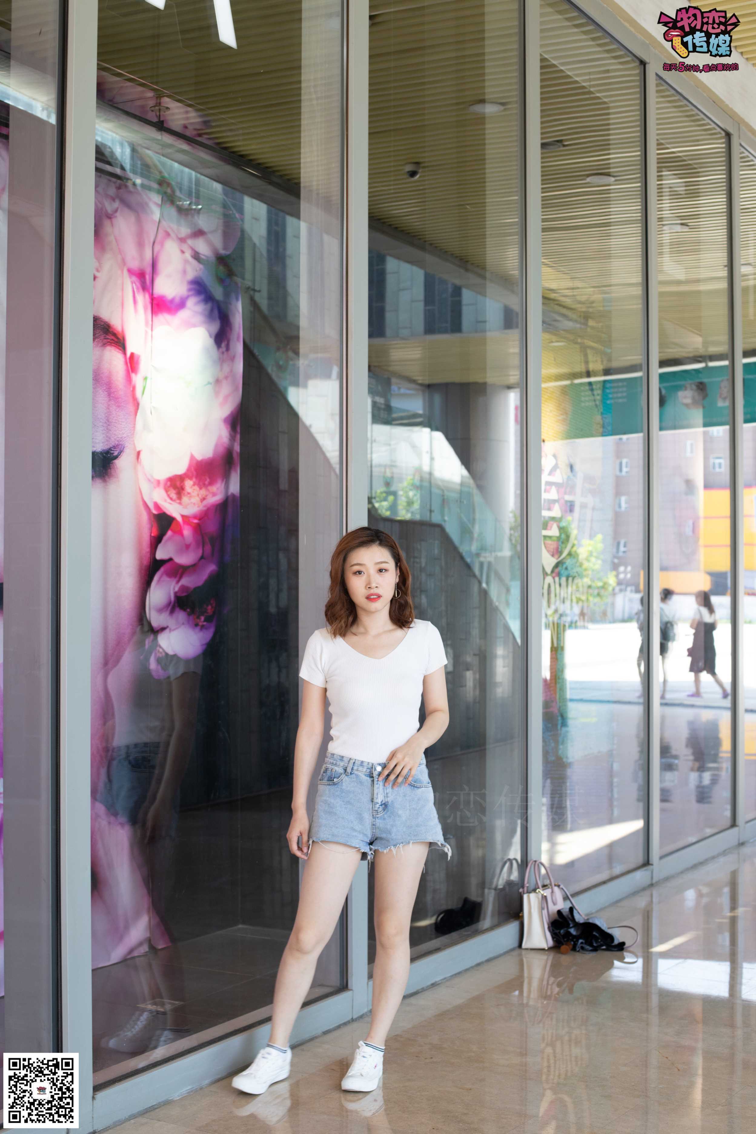 图片[2]-物恋传媒 No.041 不一样的街拍风，快门下的时尚瞬间  [159P1.04GB]-COS写真在线网