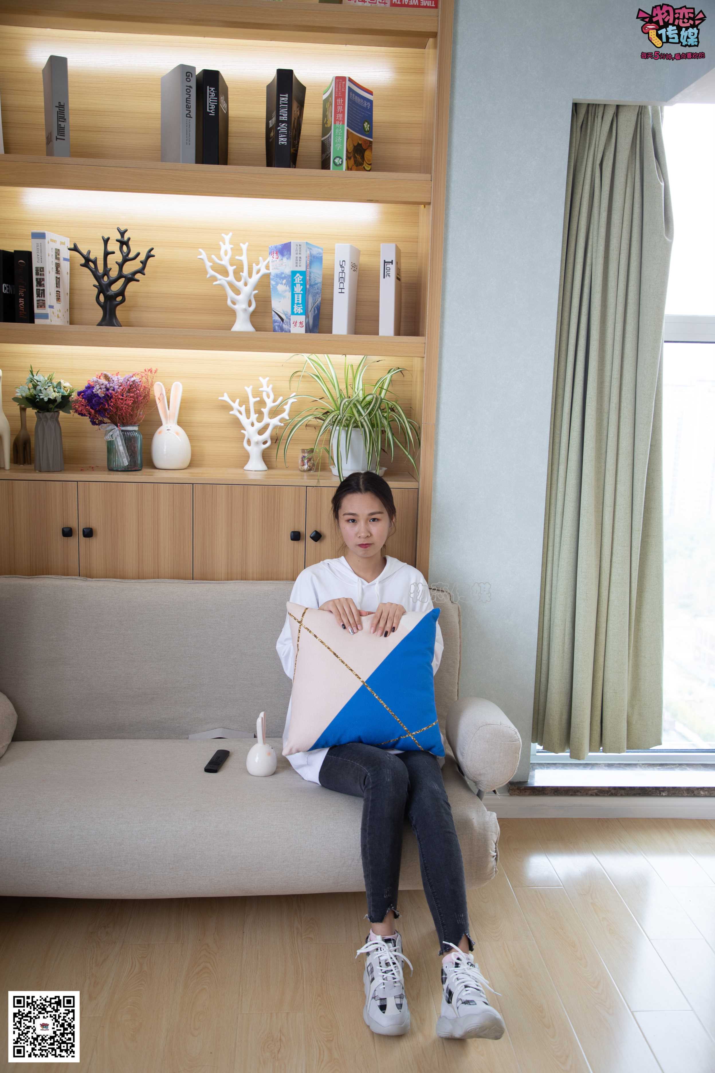 图片[2]-物恋传媒 No.069 小兔子乖乖，你来猜猜  [139P864MB]-COS写真在线网