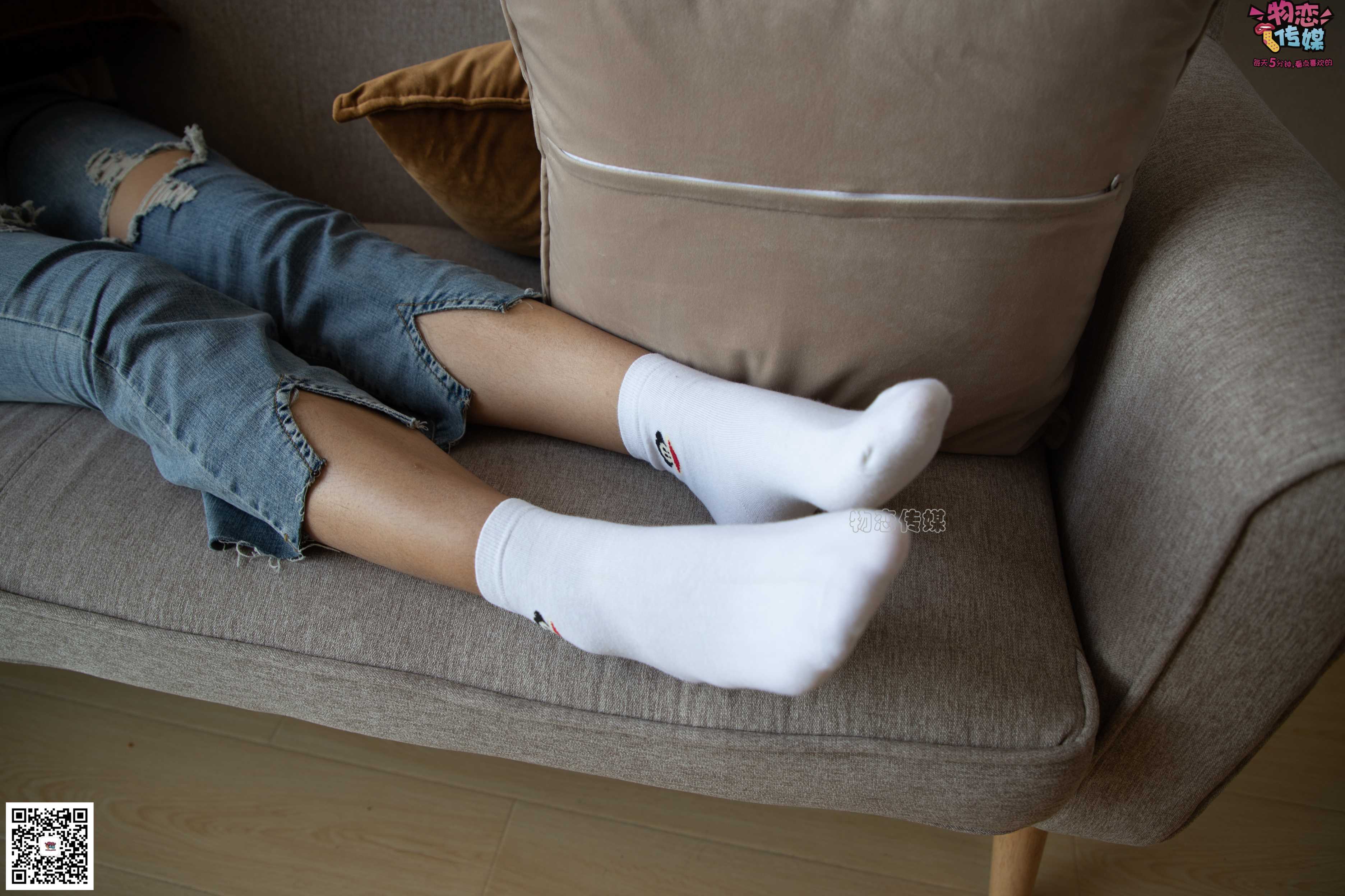 图片[4]-物恋传媒 No.080 雯雯-牛仔裤搭配匡威高帮帆布鞋  [141P+769MB]-COS写真在线网