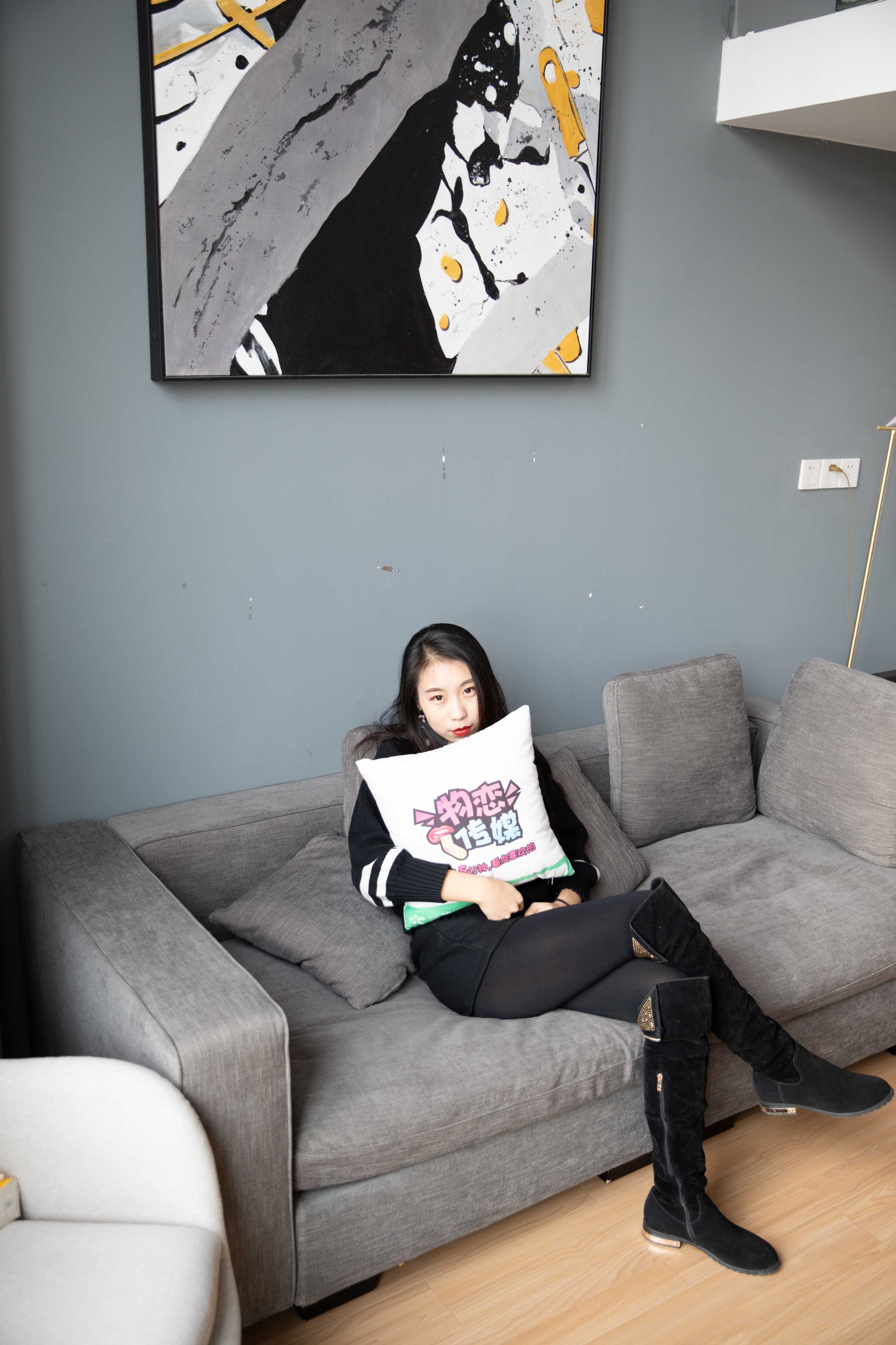 图片[2]-物恋传媒 No.100 璐璐-小舒淇的冷与  [99P1.23GB]-COS写真在线网