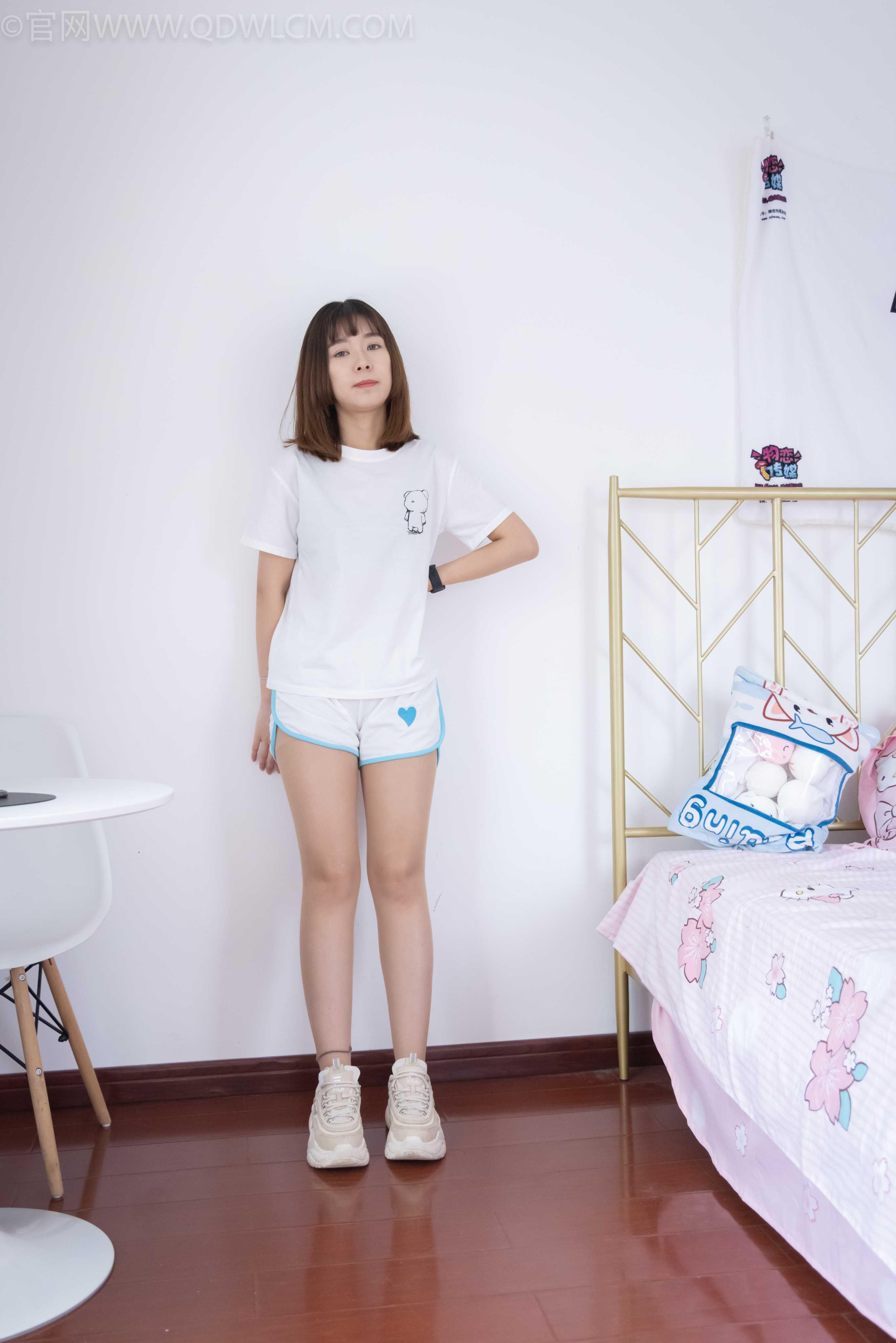 物恋传媒 NO.1033 婷婷-运动鞋、白棉袜、 [162P+1V／4.57GB] 插图5