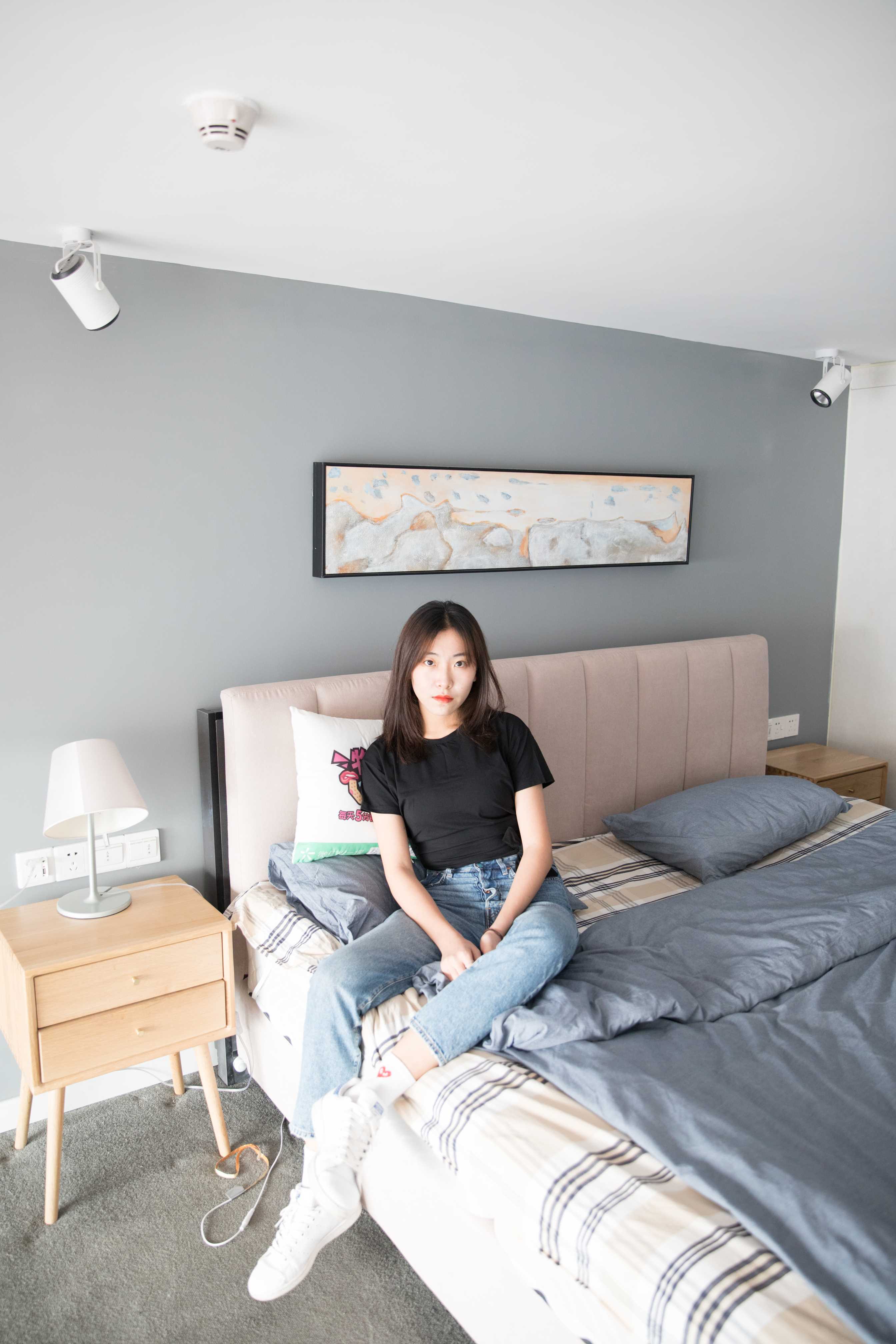 图片[3]-物恋传媒 No.132 Elise-床边的白色板鞋搭配白色棉袜与灰色棉袜  [147P3.05GB]-COS写真在线网