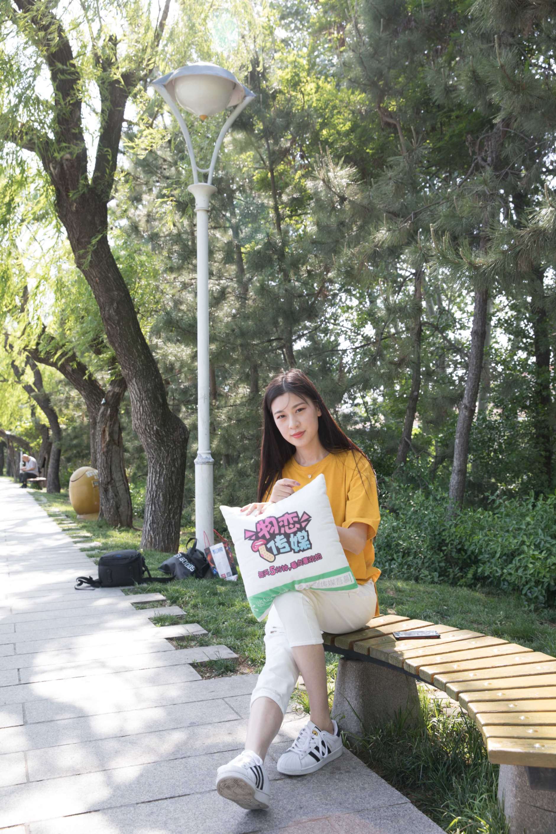 图片[2]-物恋传媒 No.152 苏镶-公园里的一抹清新  [174P4.81G]-COS写真在线网