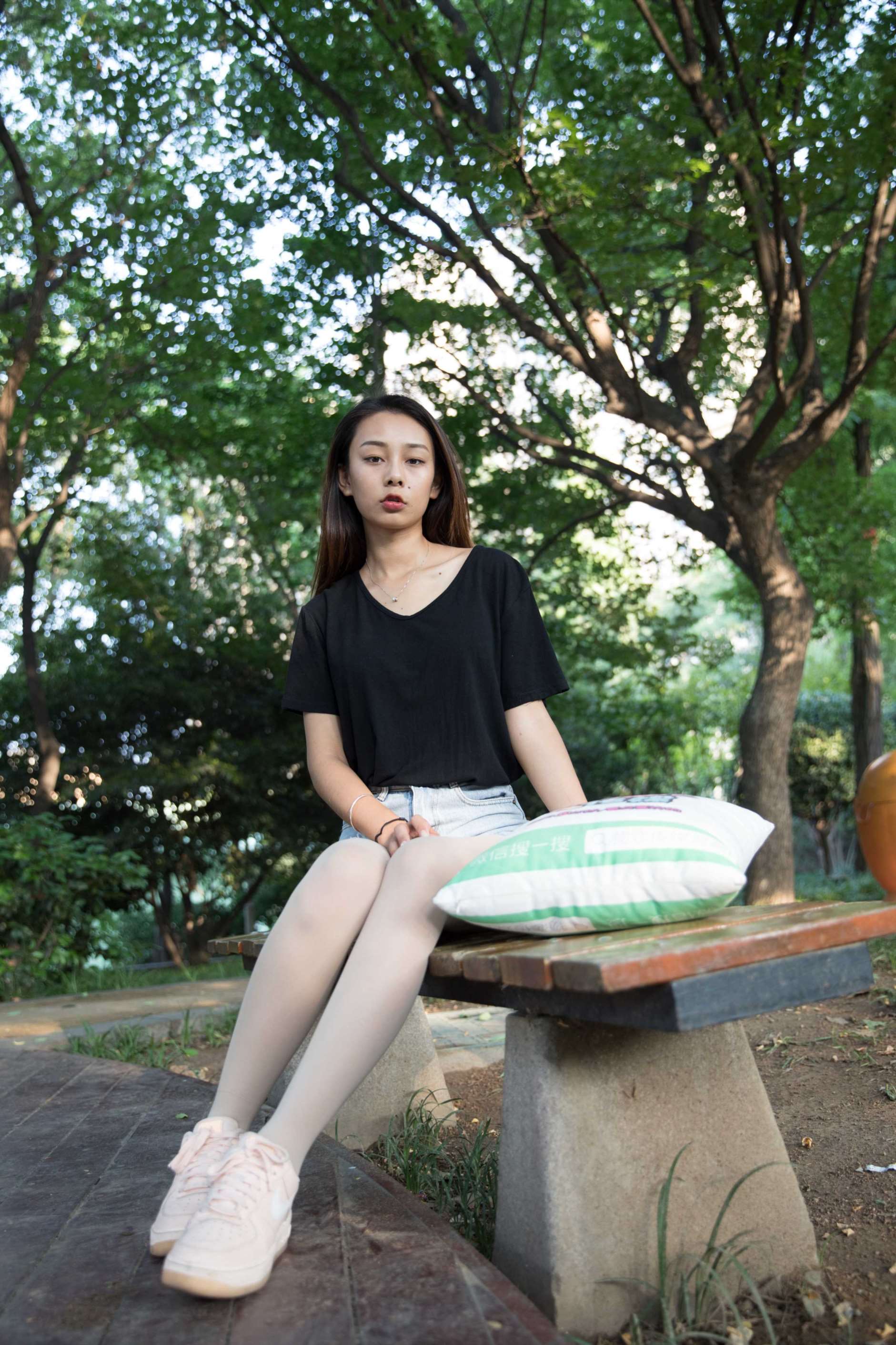 图片[5]-物恋传媒 No.173 岚岚-繁闹公园中的安静姑娘  [168P4.23G]-COS写真在线网