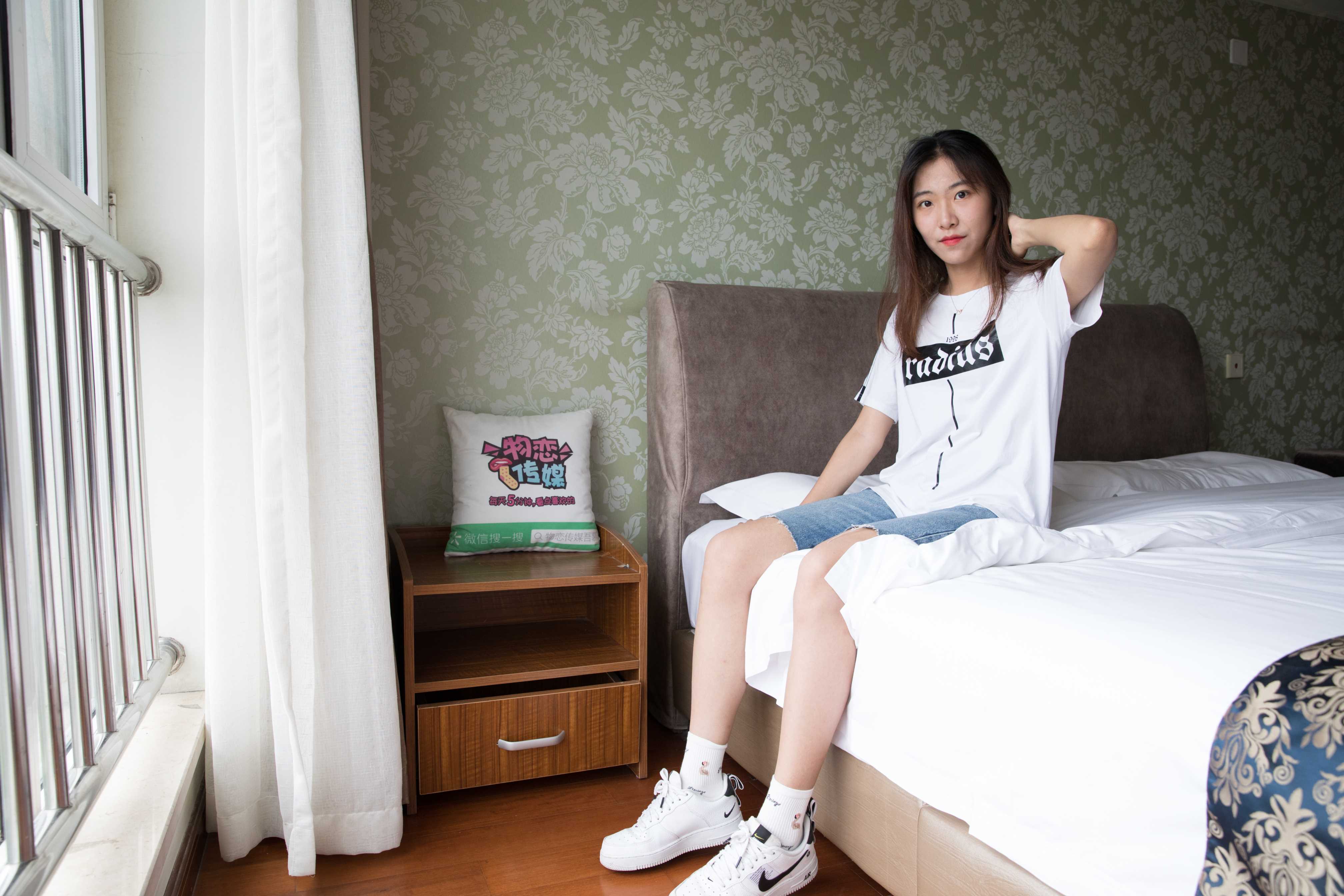 图片[2]-物恋传媒 No.188 elise-你给的爱，过去就不再来  [220P5.9G]-COS写真在线网