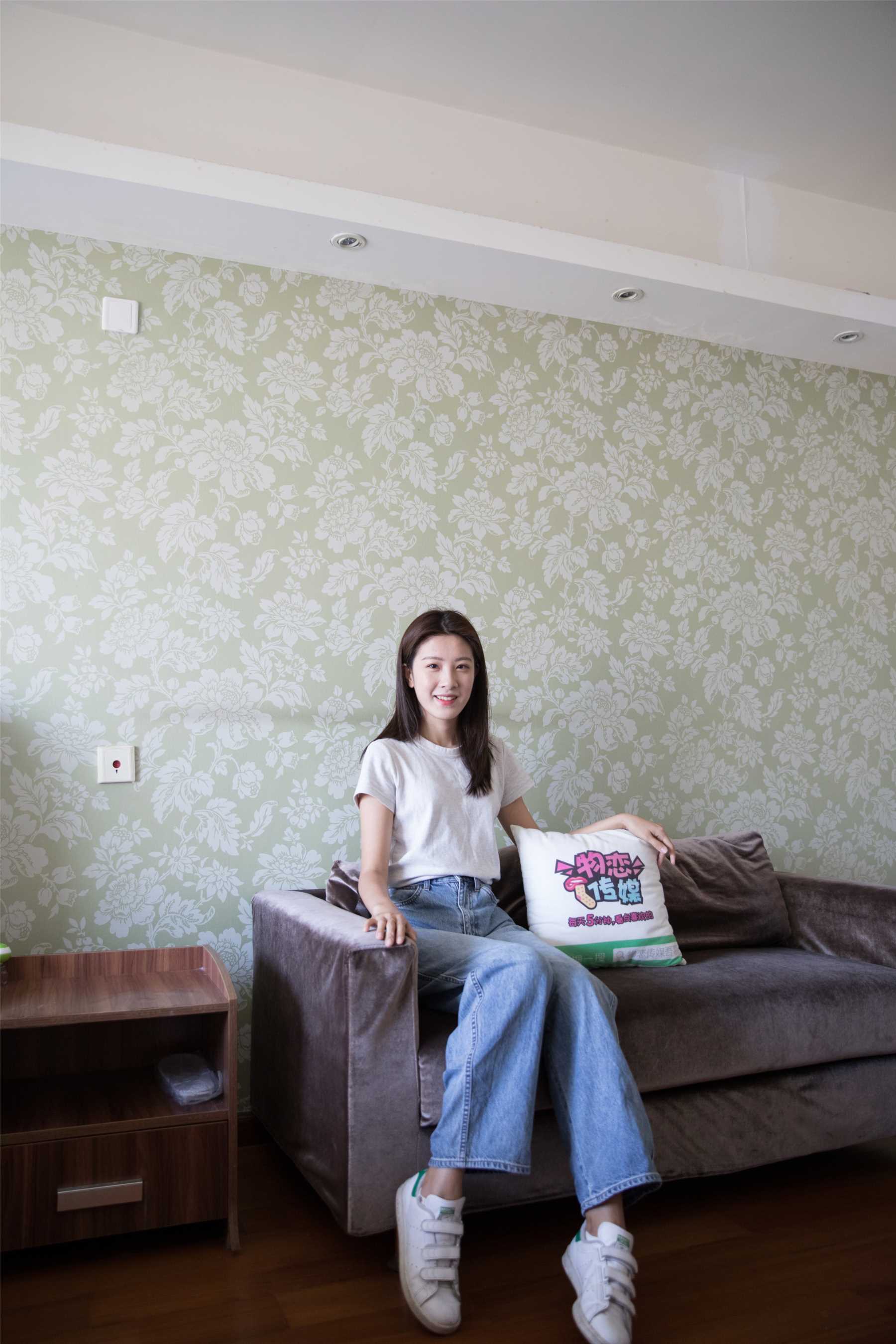 图片[2]-物恋传媒 No.200 柠檬-简单即是美  [276P7.05G]-COS写真在线网