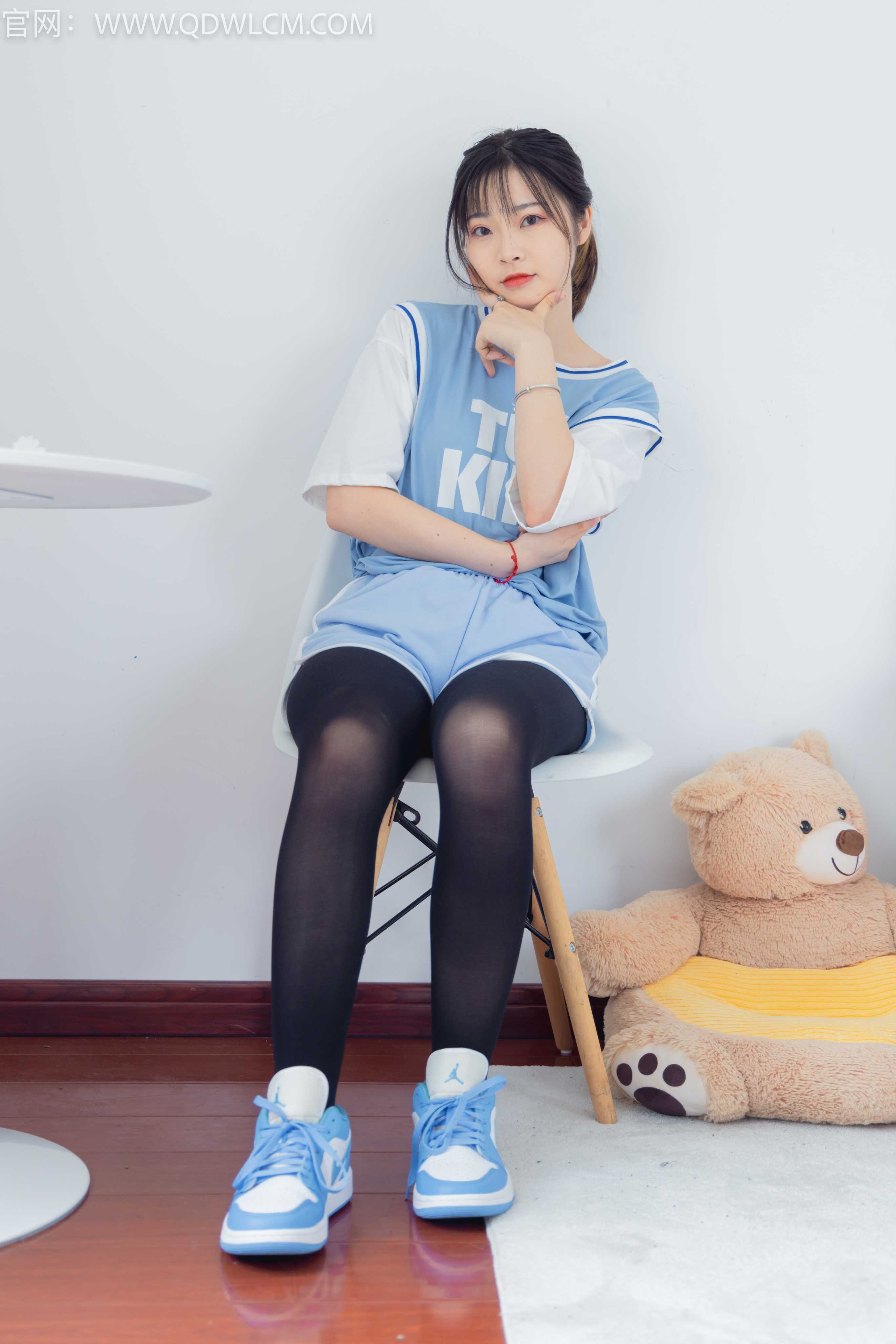 物恋传媒 NO.1317 挽挽-雅俗共赏 [150P+1V3.39G] 插图2