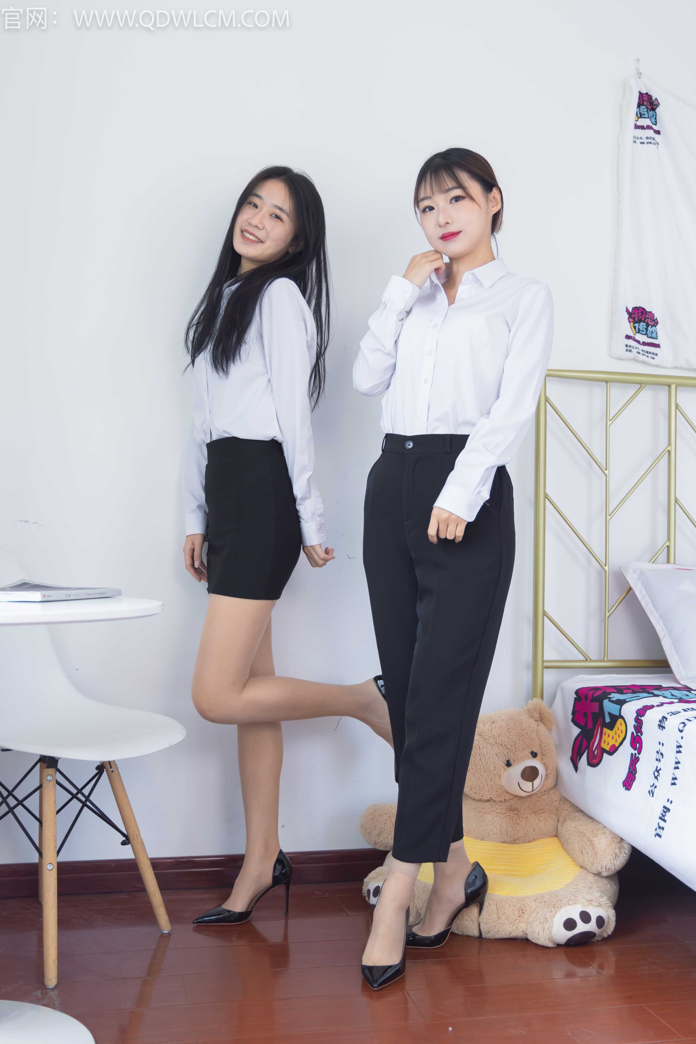 物恋传媒 NO.1383 菜菜&月心-闺蜜时光 [152P1V-3.31G] 插图4