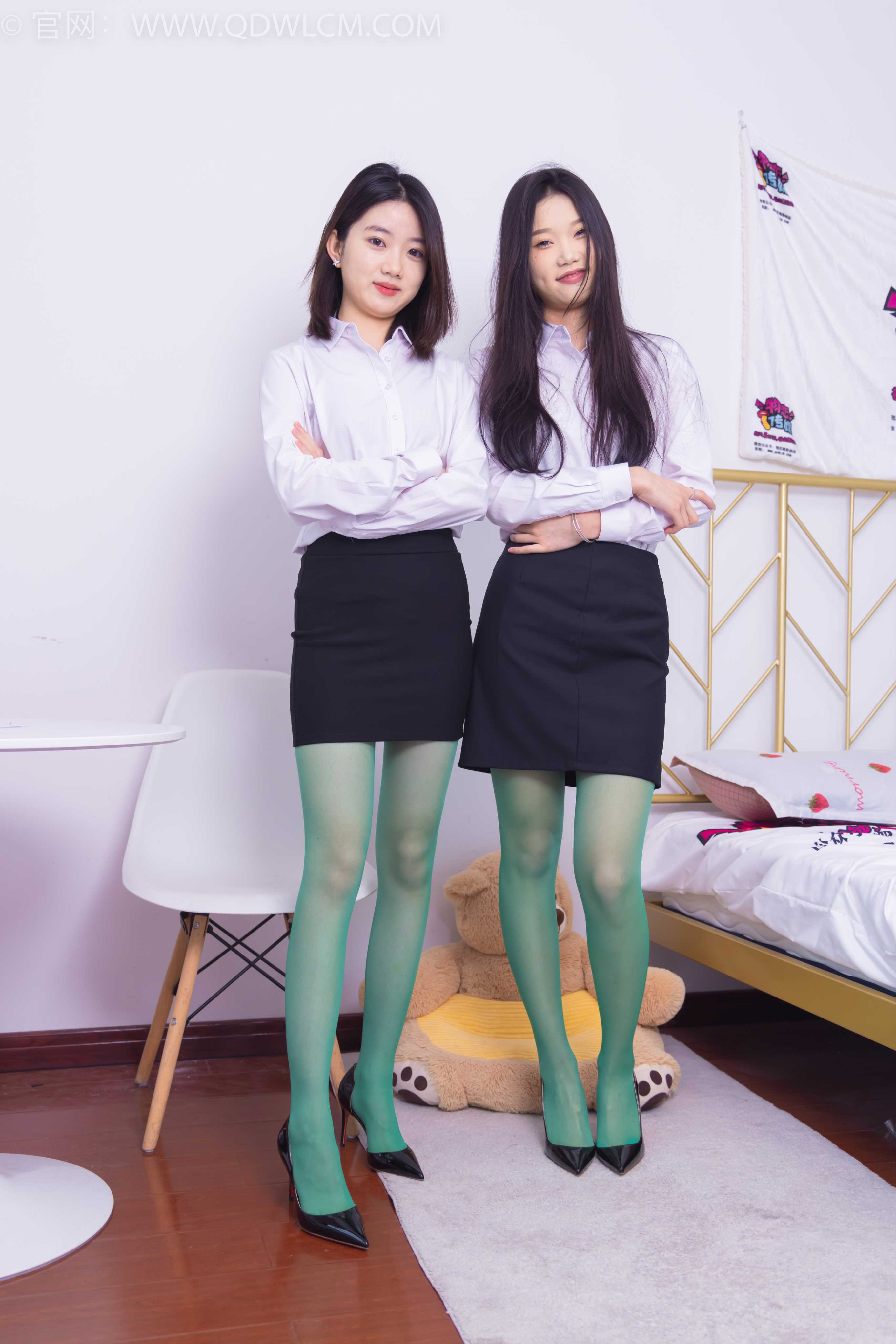 物恋传媒 NO.1463 小竹&欢欢-办公室姐妹 [208P-1V-5.17G] 插图2