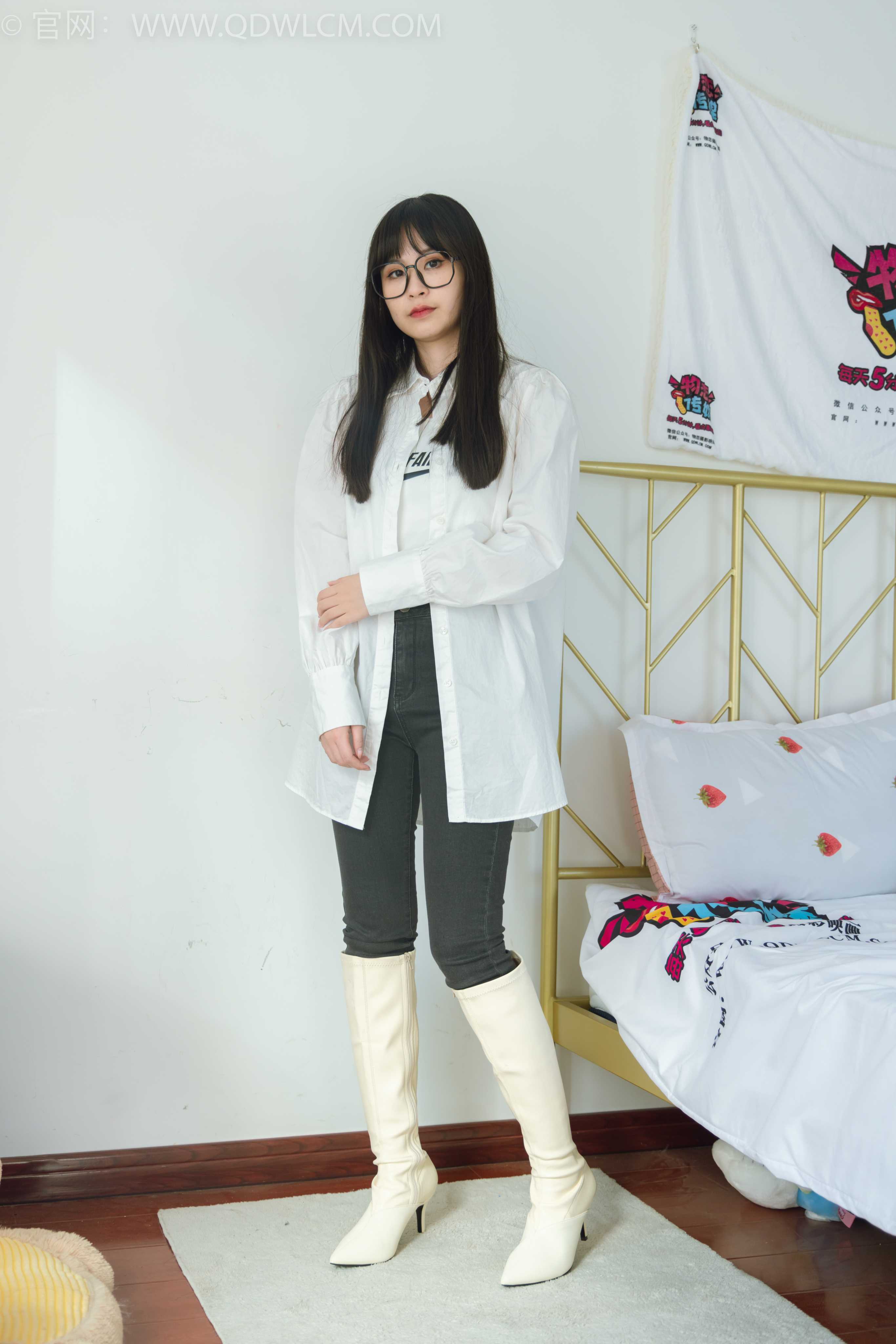 物恋传媒 NO.1478 兮兮-痴情的守望者 [149P-1V-4.55G] 插图5