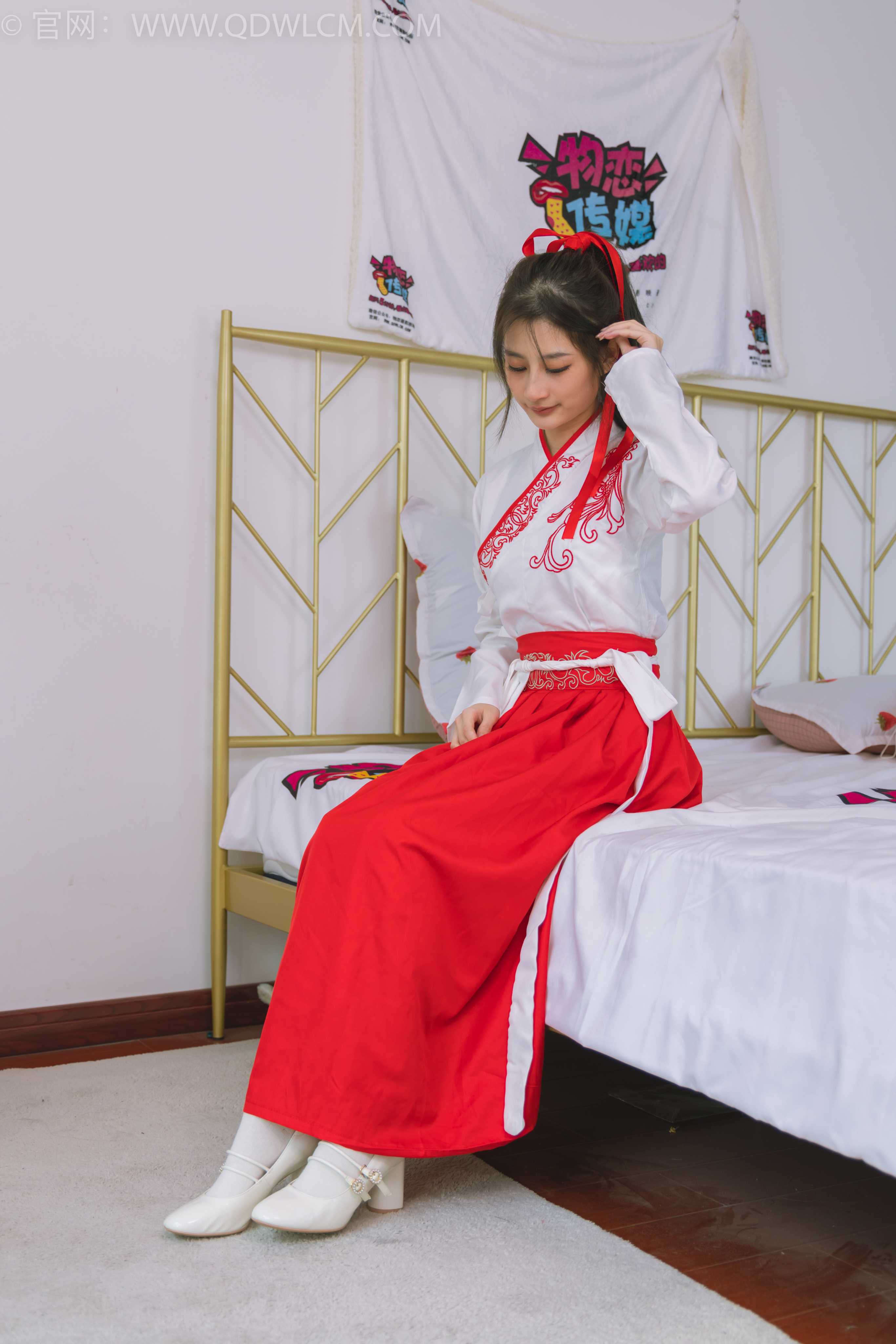 物恋传媒 NO.1482 卿卿-红衣少女 [170P-1V-5.93G] 插图3