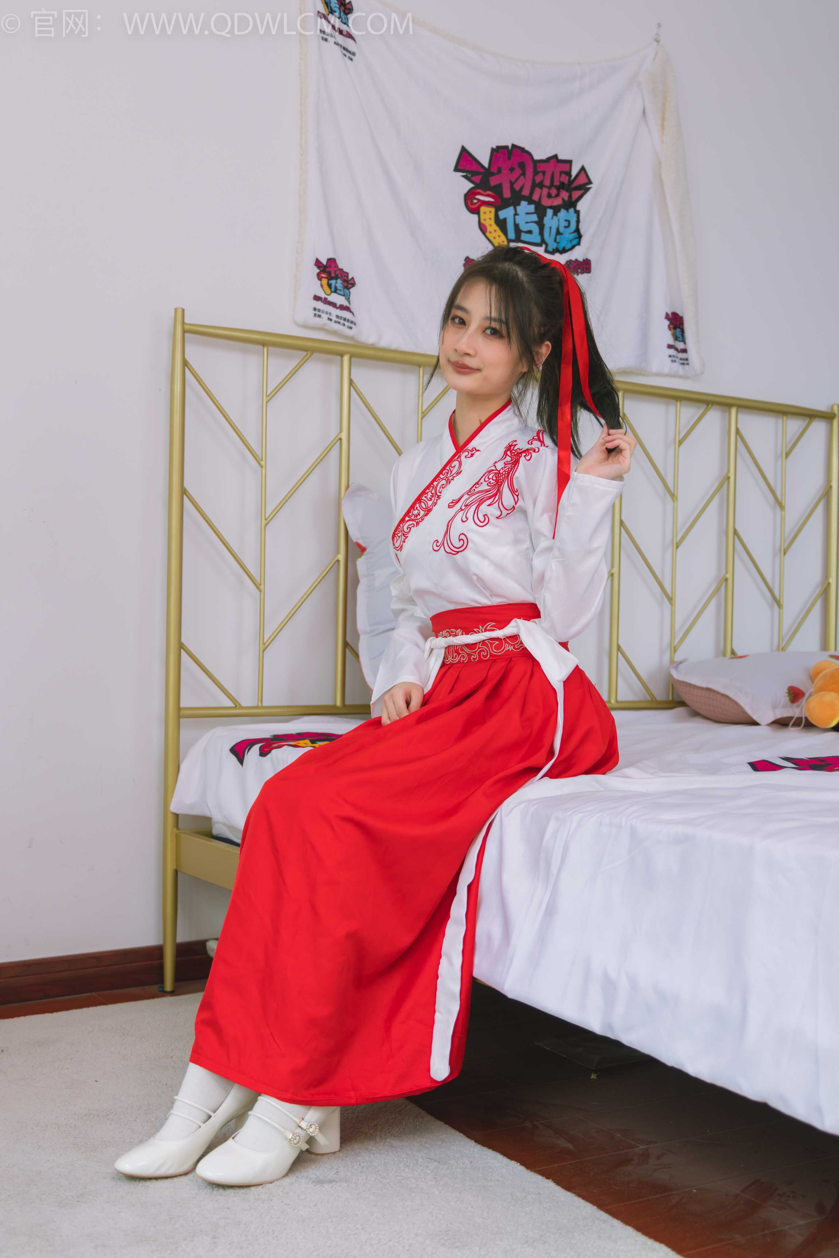 物恋传媒 NO.1482 卿卿-红衣少女 [170P-1V-5.93G] 插图4