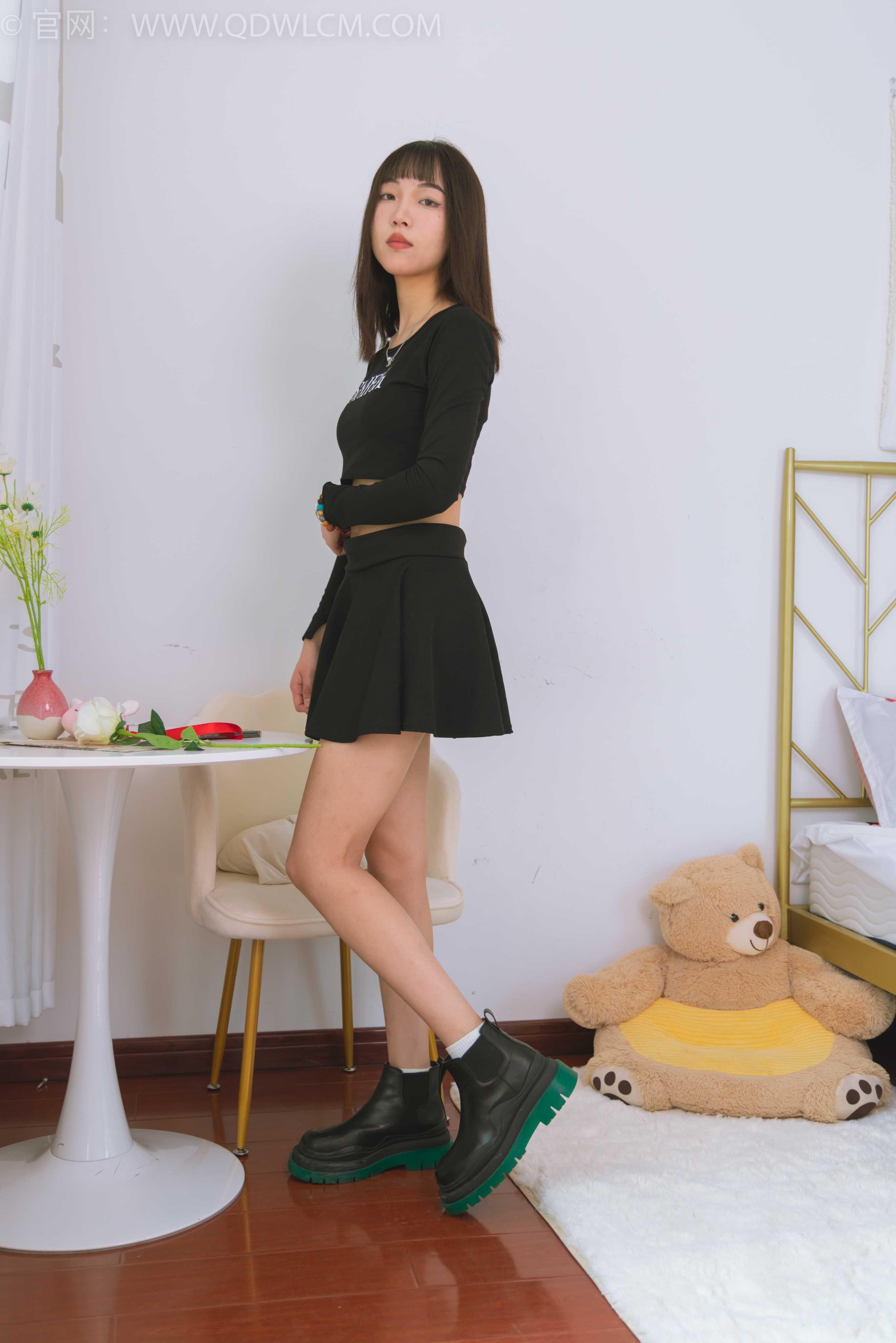 物恋传媒 NO.1532 琪琪-的花 [150P+1V／3.44GB] 插图4