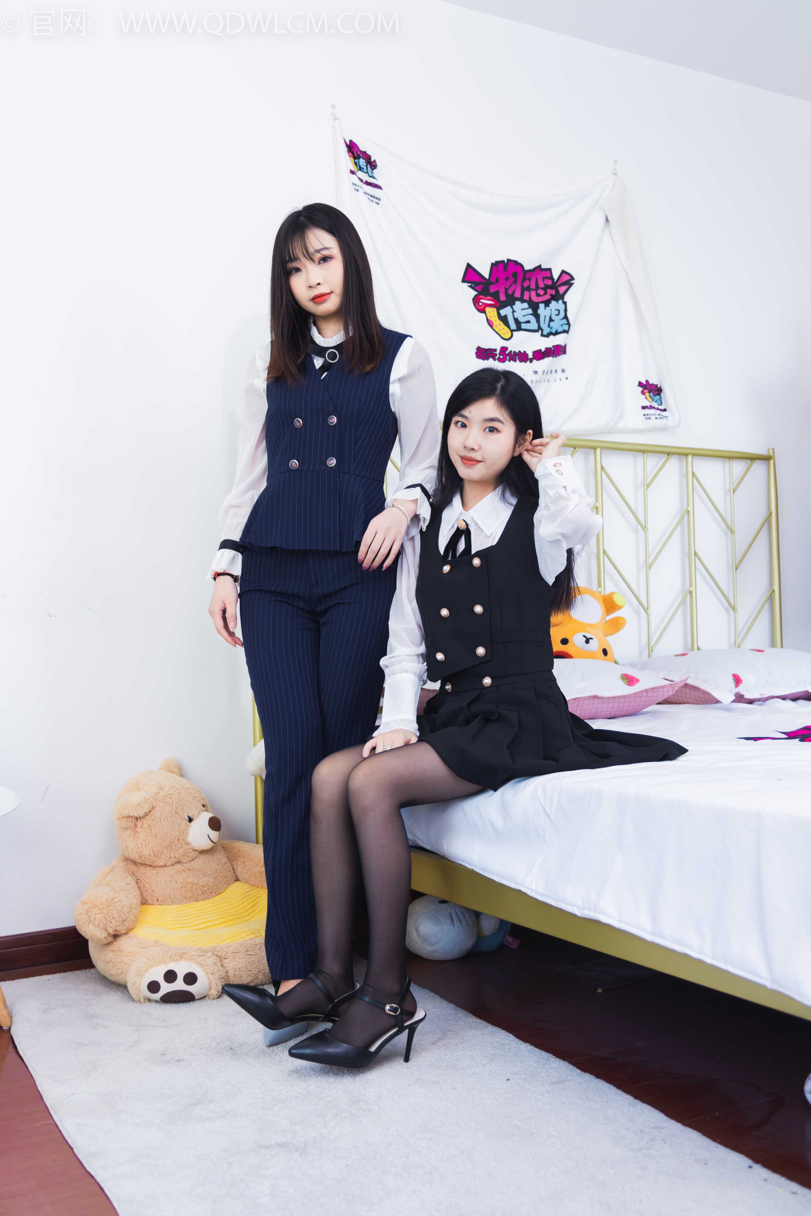 物恋传媒 NO.1565 米米&挽挽-星辰不坠落 [153P-1V-3.83G] 插图4