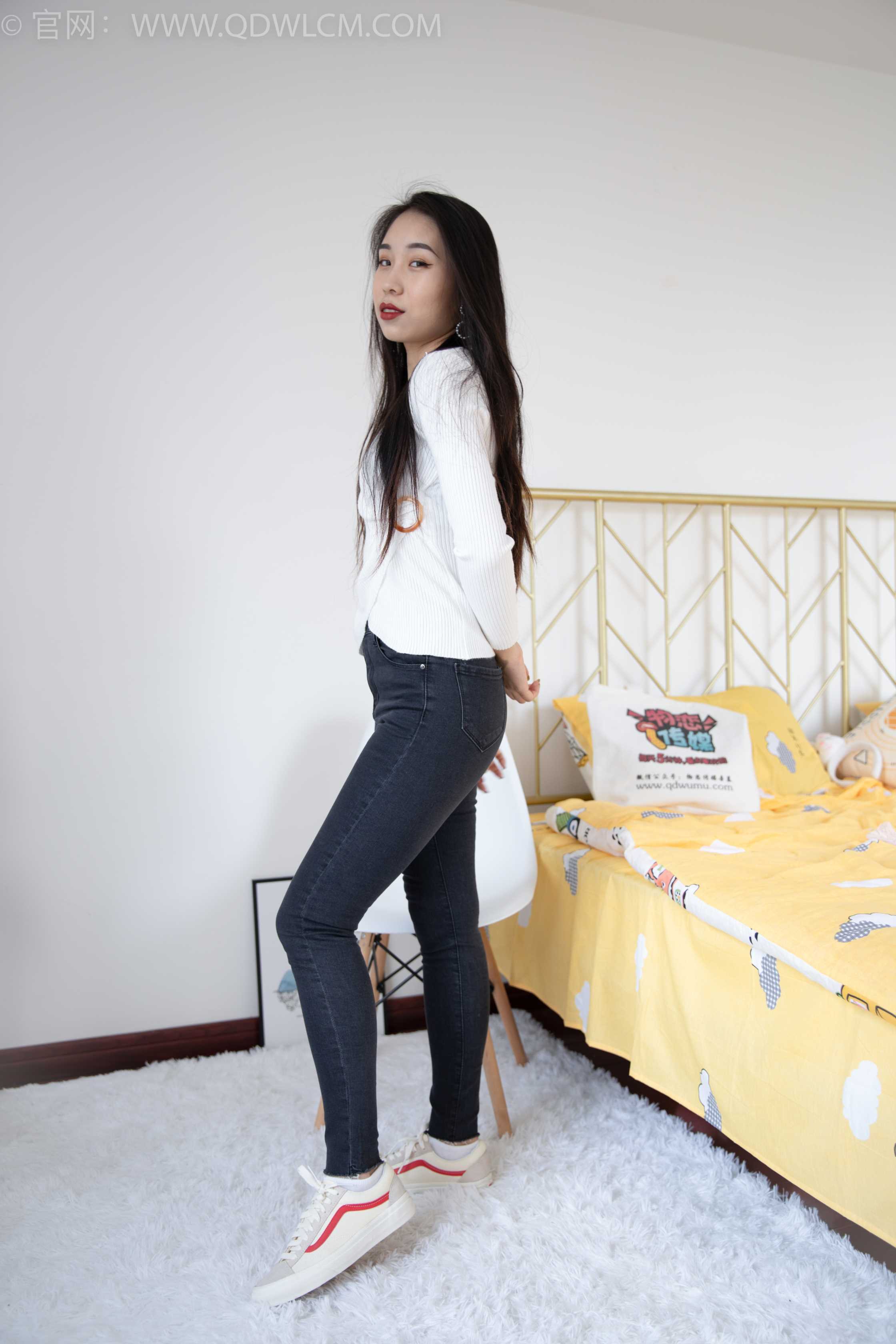物恋传媒 NO.1574 璐璐-一路有你 [127P-1V-2.75G] 插图1
