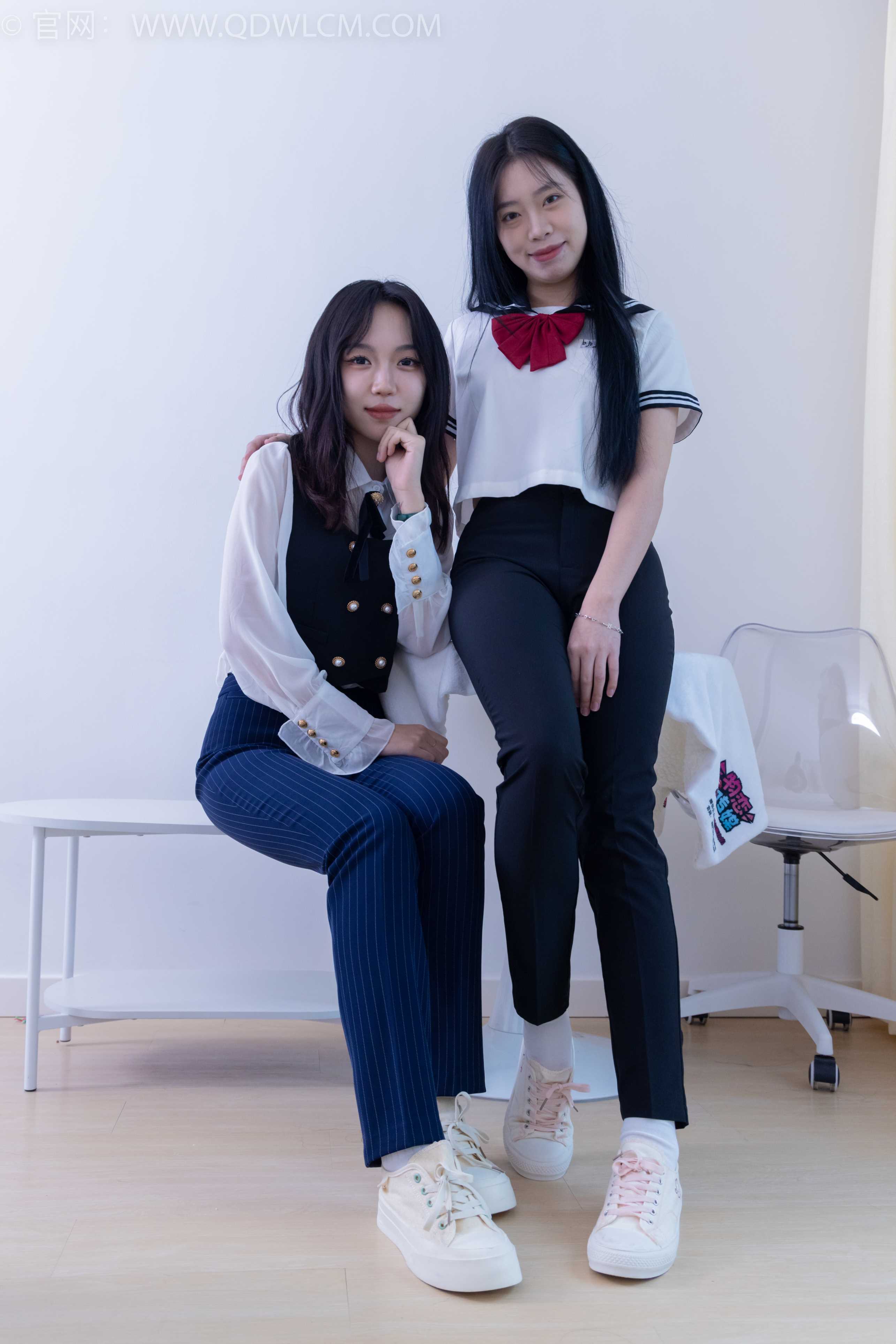 物恋传媒 NO.1835 纱纱&小谷-微风拂过 [195P-1V-6.9G] 插图4