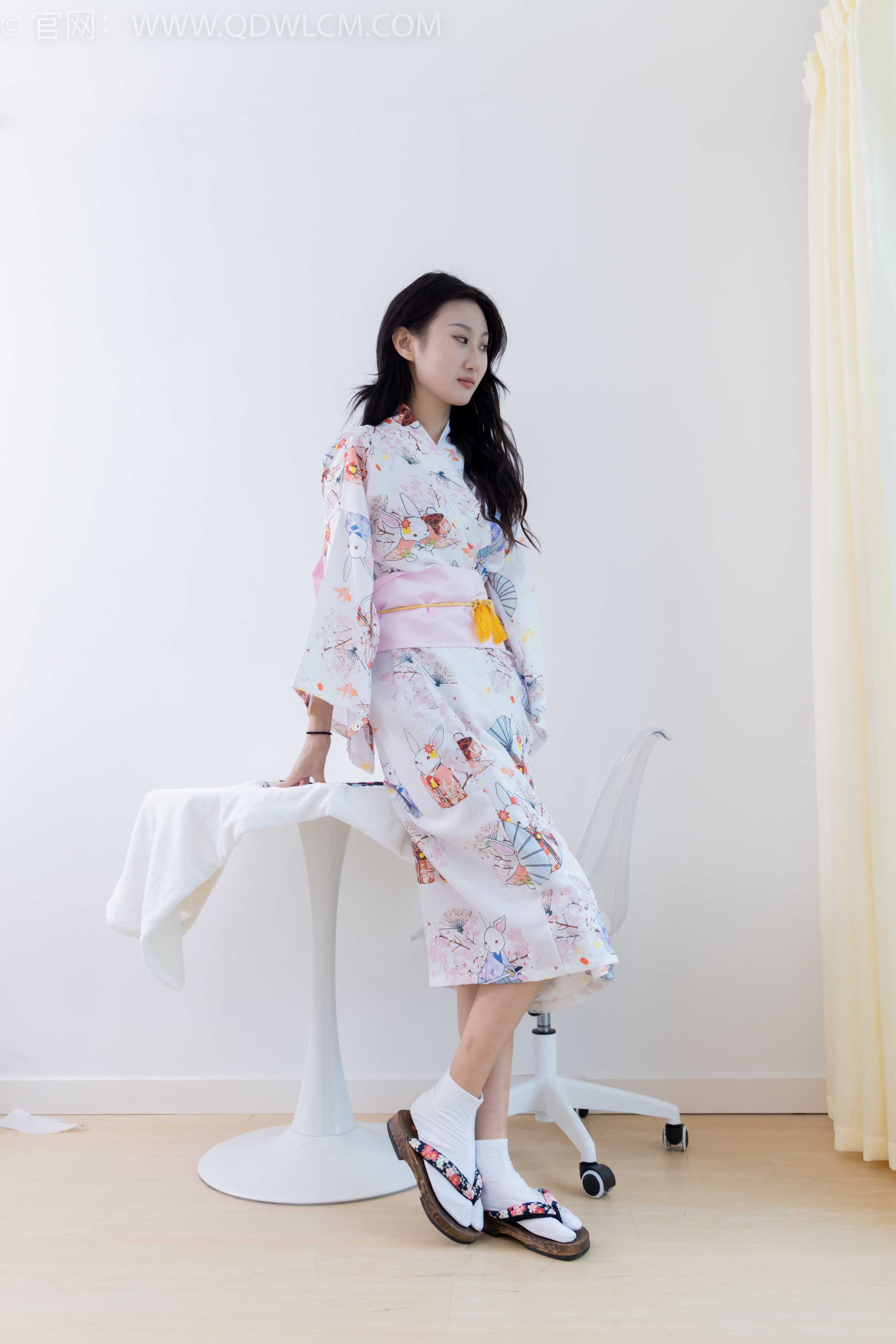 物恋传媒 NO.1838 雏菊-樱花绽放 [180P-1V-4.72G] 插图3