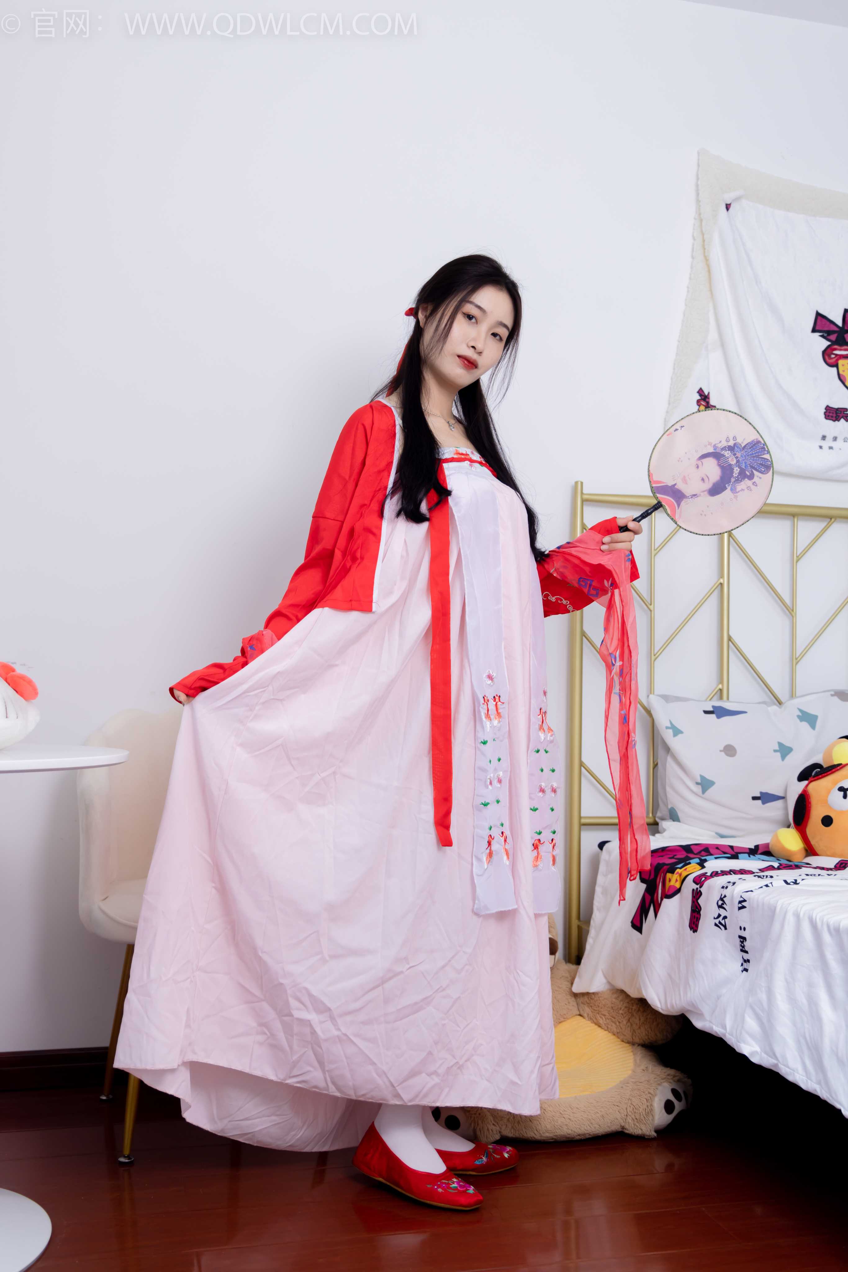 物恋传媒 NO.1872 绒绒-红衣飘飘 [180P-1V-3.84G] 插图4