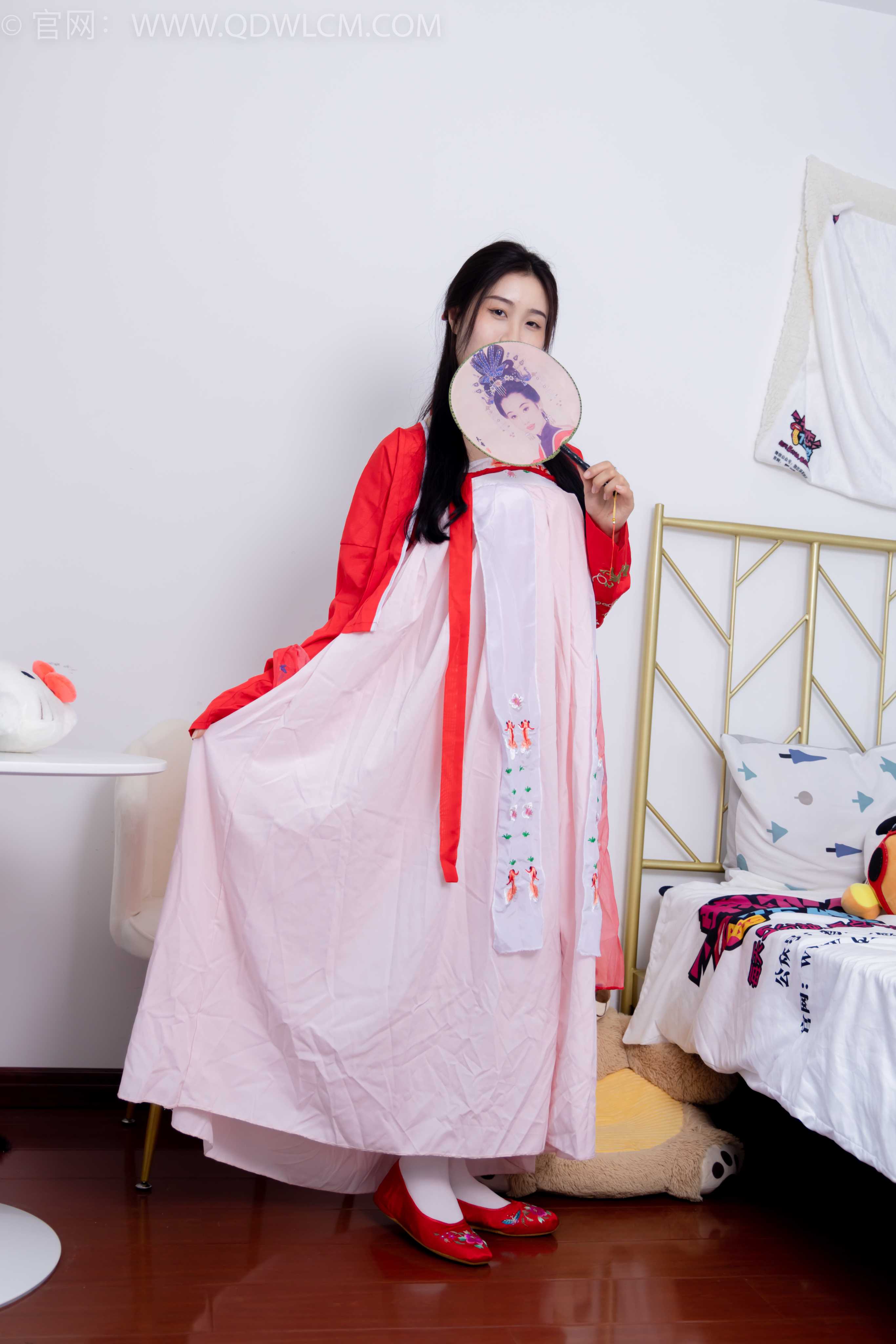 物恋传媒 NO.1872 绒绒-红衣飘飘 [180P-1V-3.84G] 插图3
