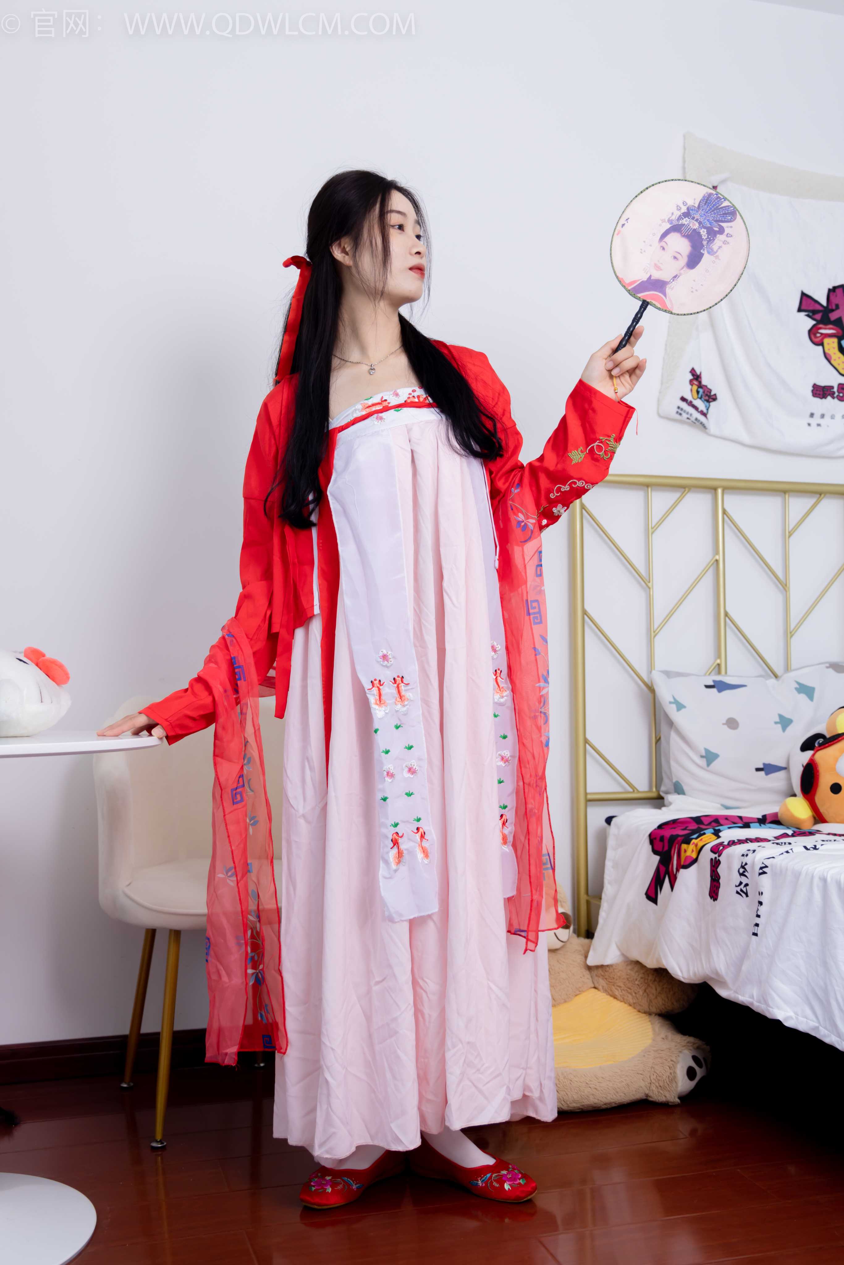 物恋传媒 NO.1872 绒绒-红衣飘飘 [180P-1V-3.84G] 插图2