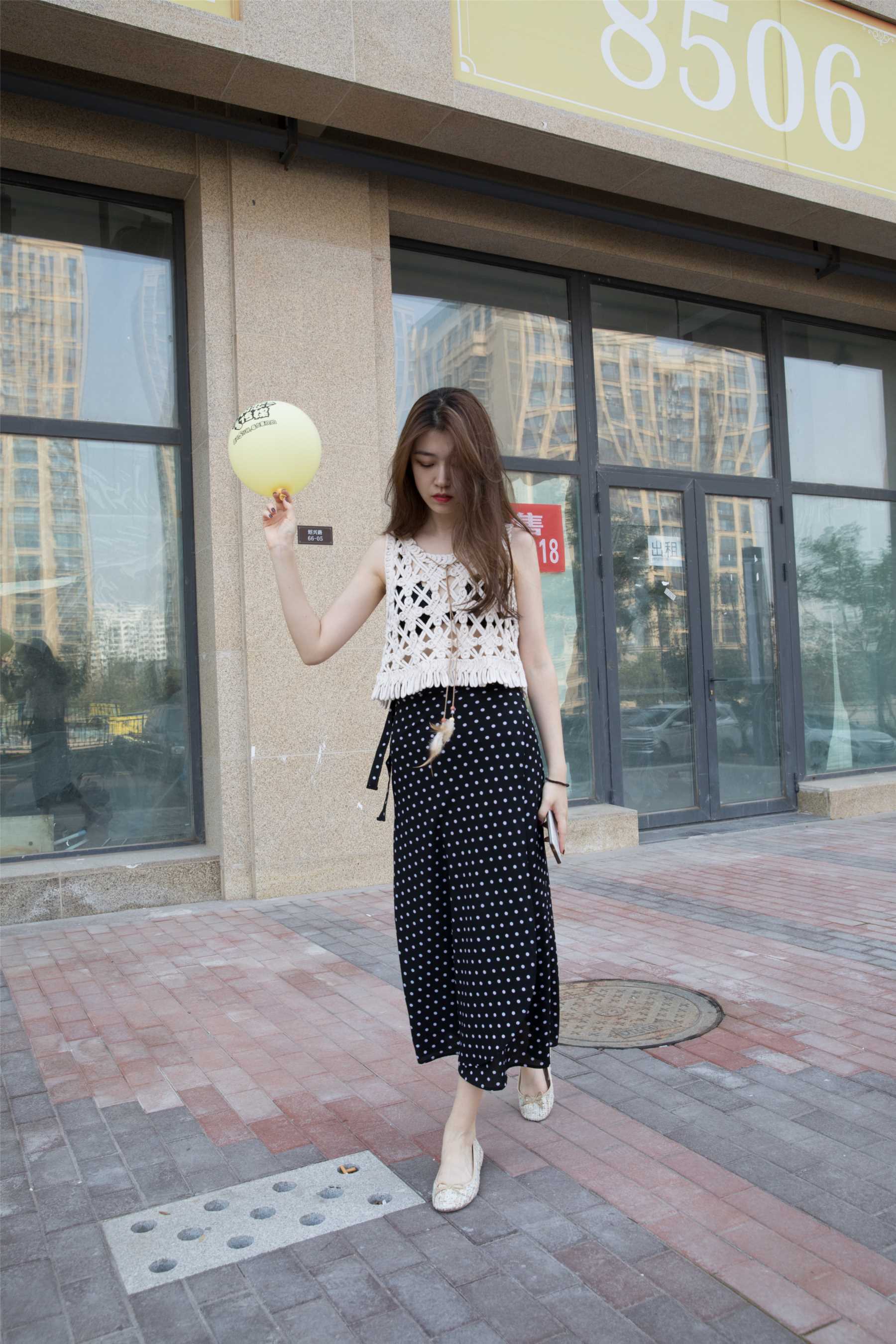 图片[2]-物恋传媒 No.215 佳琪-气球里的浪漫  [185P6.33G]-COS写真在线网