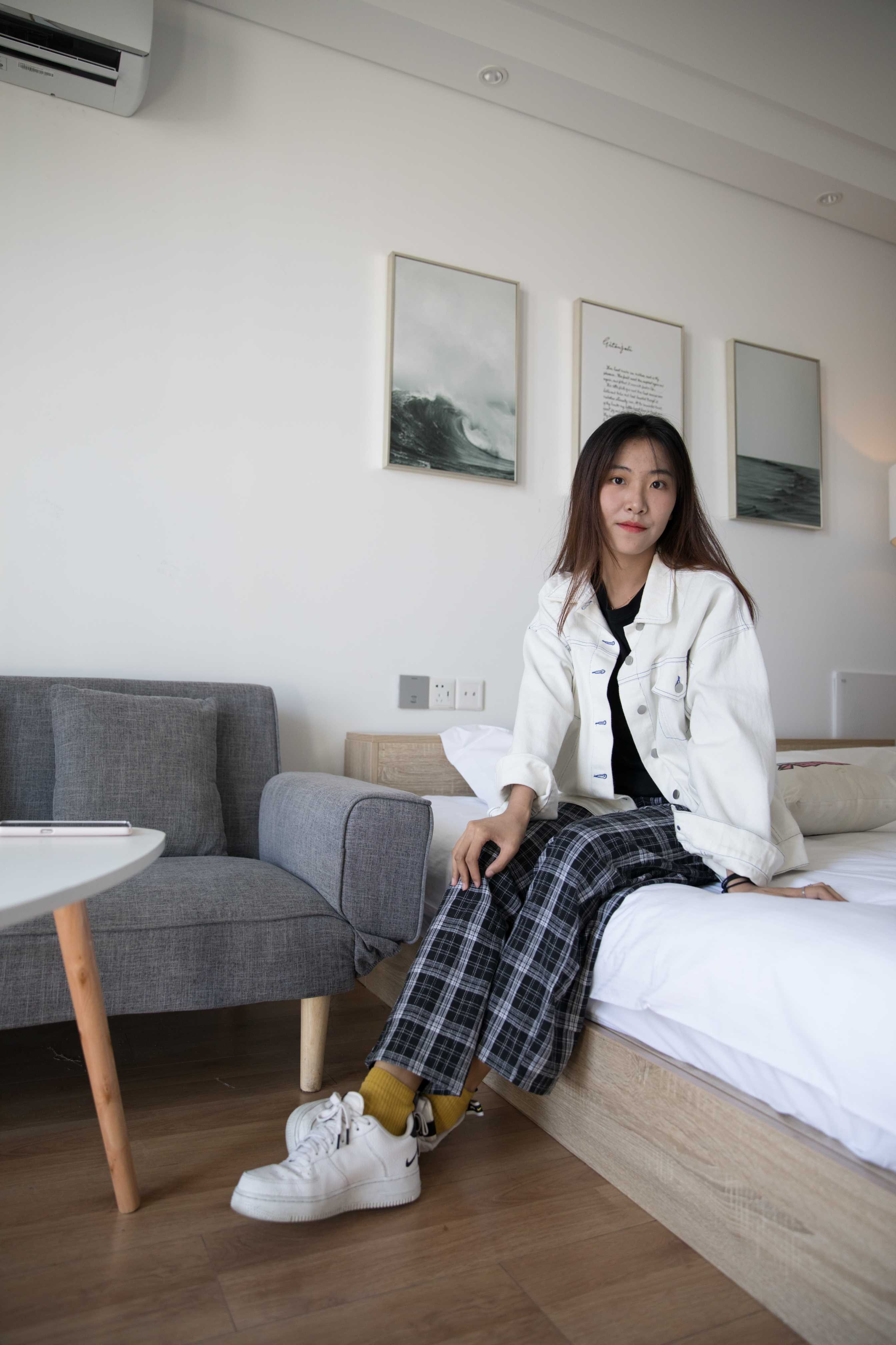 图片[2]-物恋传媒 No.234 elise-暖阳与格子  [180P5.08G]-COS写真在线网