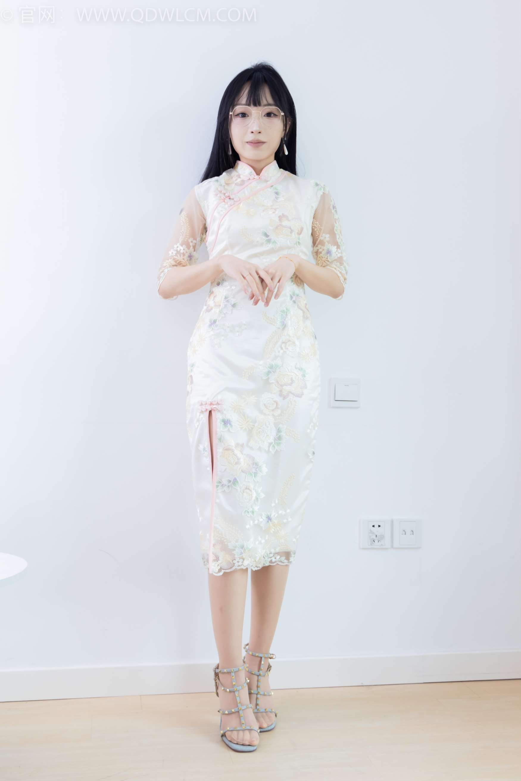 物恋传媒 NO.2201 嘟嘟-风浪平息[159P-1V-6.17G] 插图1