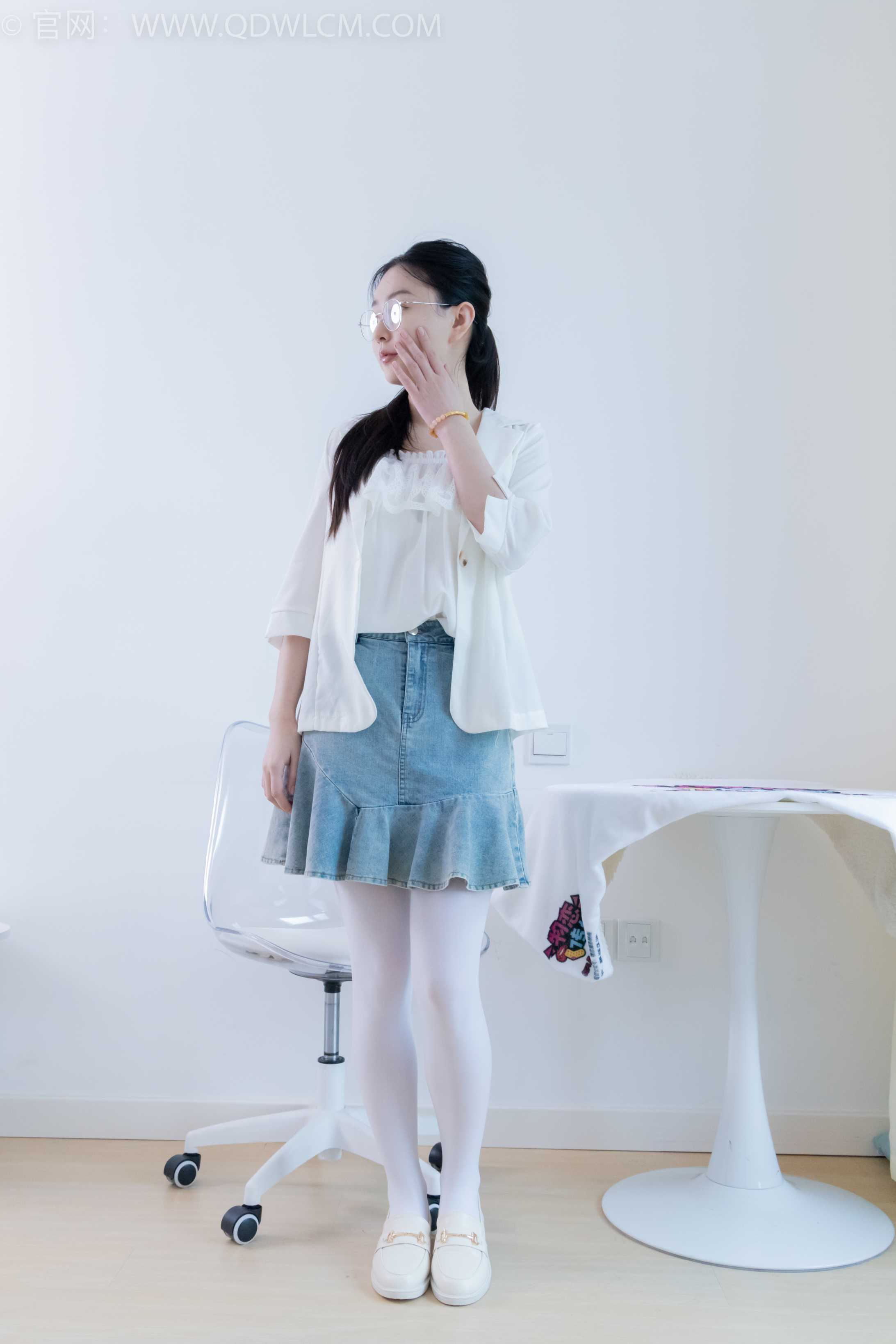 物恋传媒 NO.2246 美兔-皮鞋、皮筋绑脚老头乐挠脚剧情[151P-1V-4.33G] 插图5