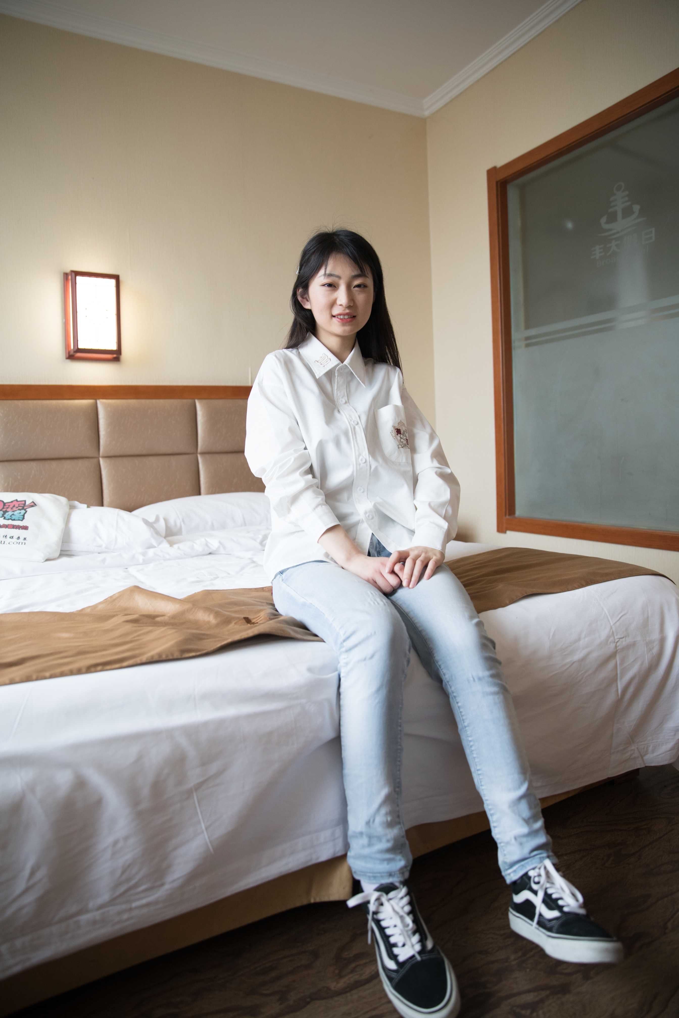 图片[2]-物恋传媒 No.359 小凌-白色衬衣 [172P7.2G]-COS写真在线网