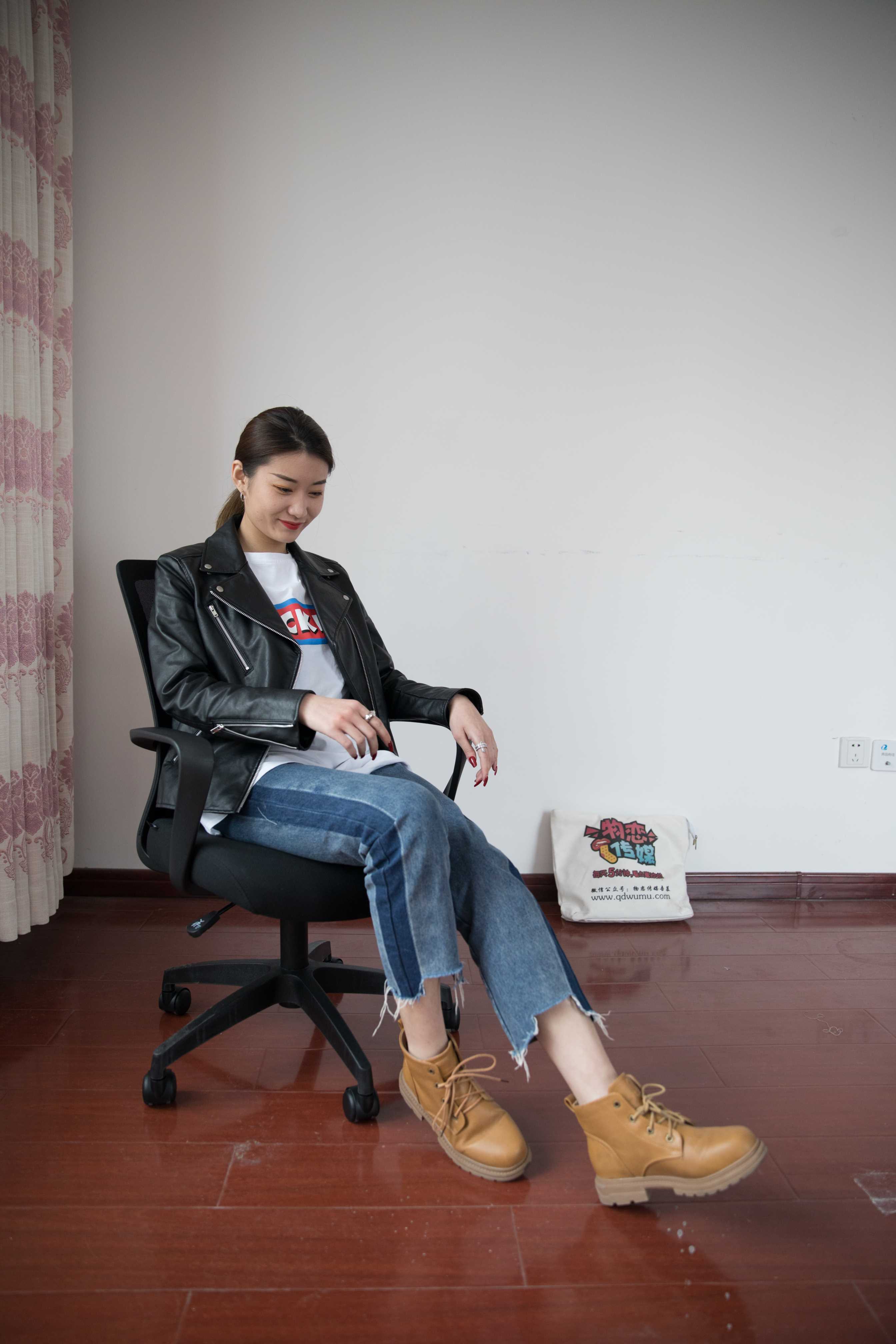 图片[2]-物恋传媒 No.384 言言-沙漠之花 [154P4.29G]-COS写真在线网