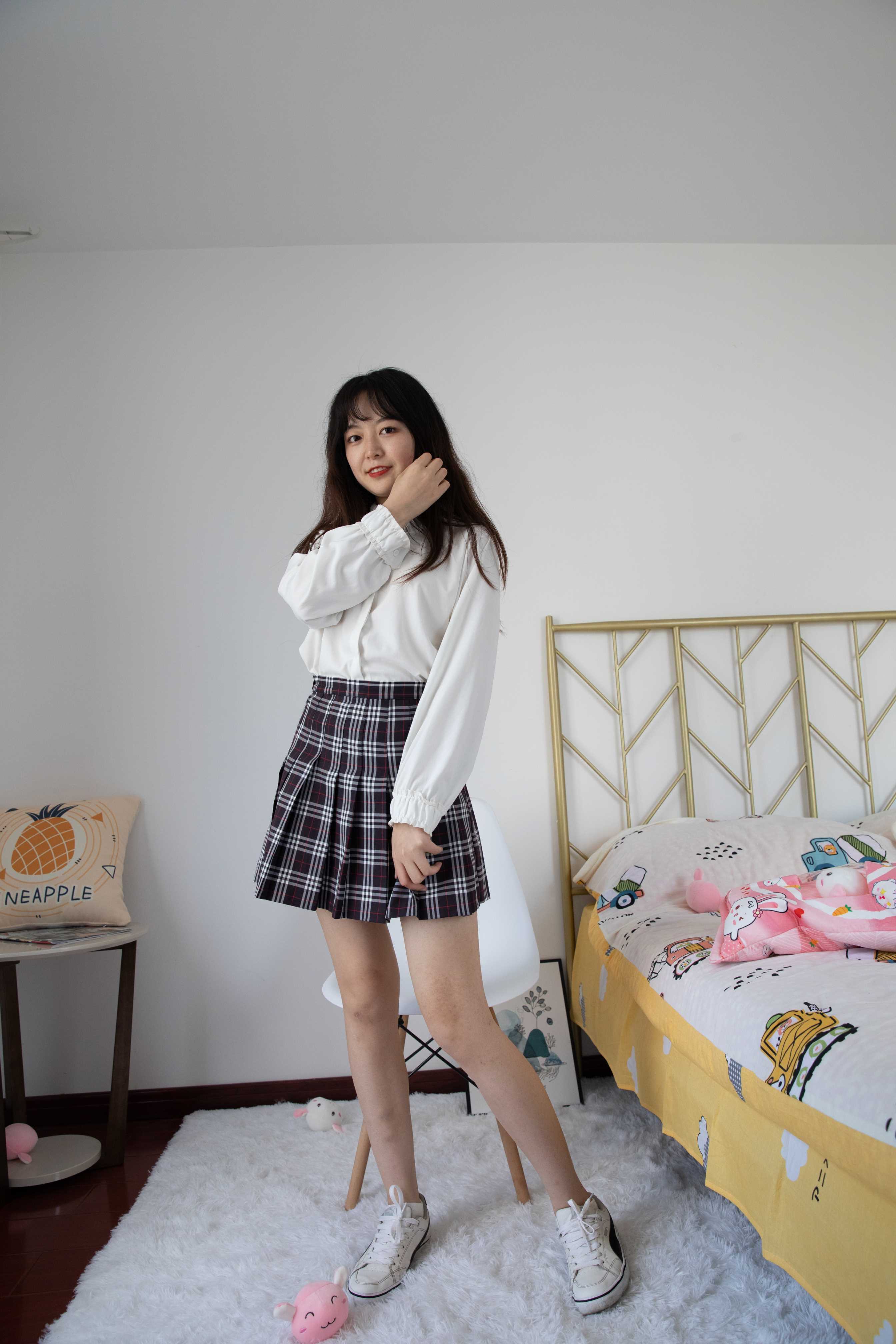 物恋传媒 No.409 洋洋-格子与糖 [146P+1V4.05G] 插图4