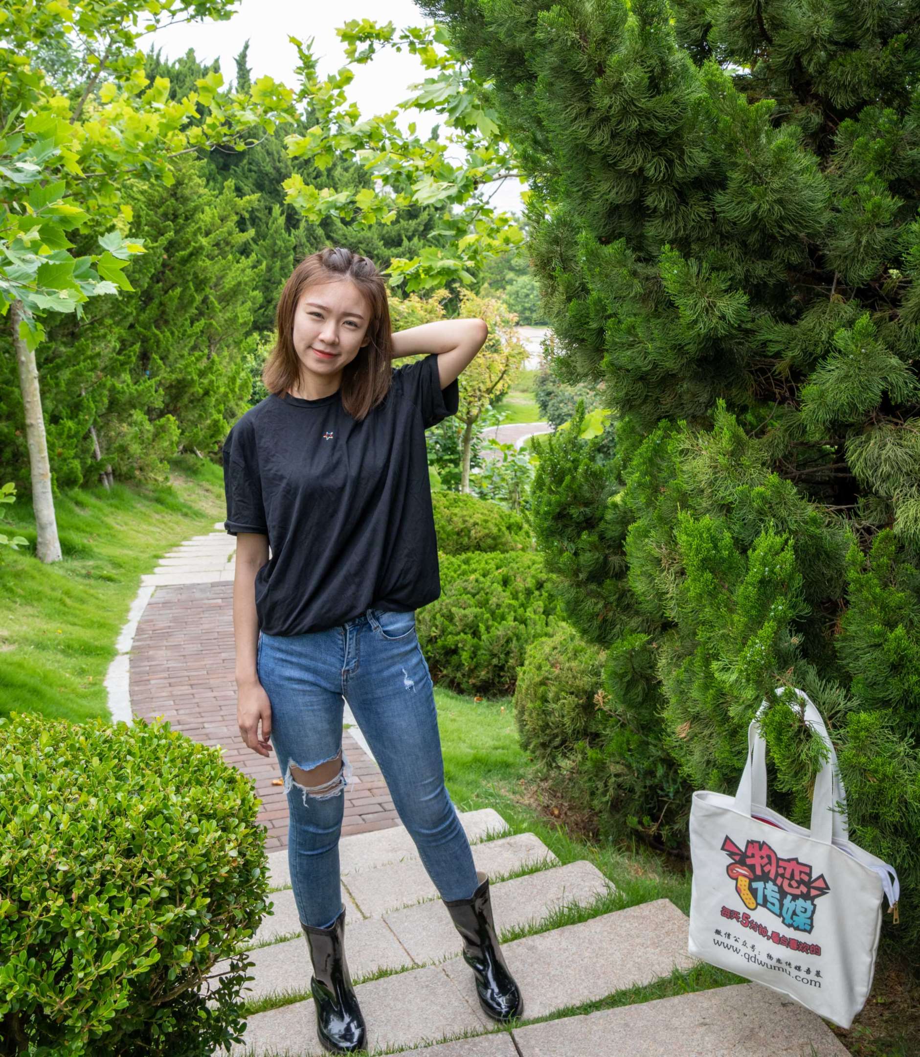 图片[2]-物恋传媒 No.430 婷婷-花园少女 [148P5.71G]-COS写真在线网